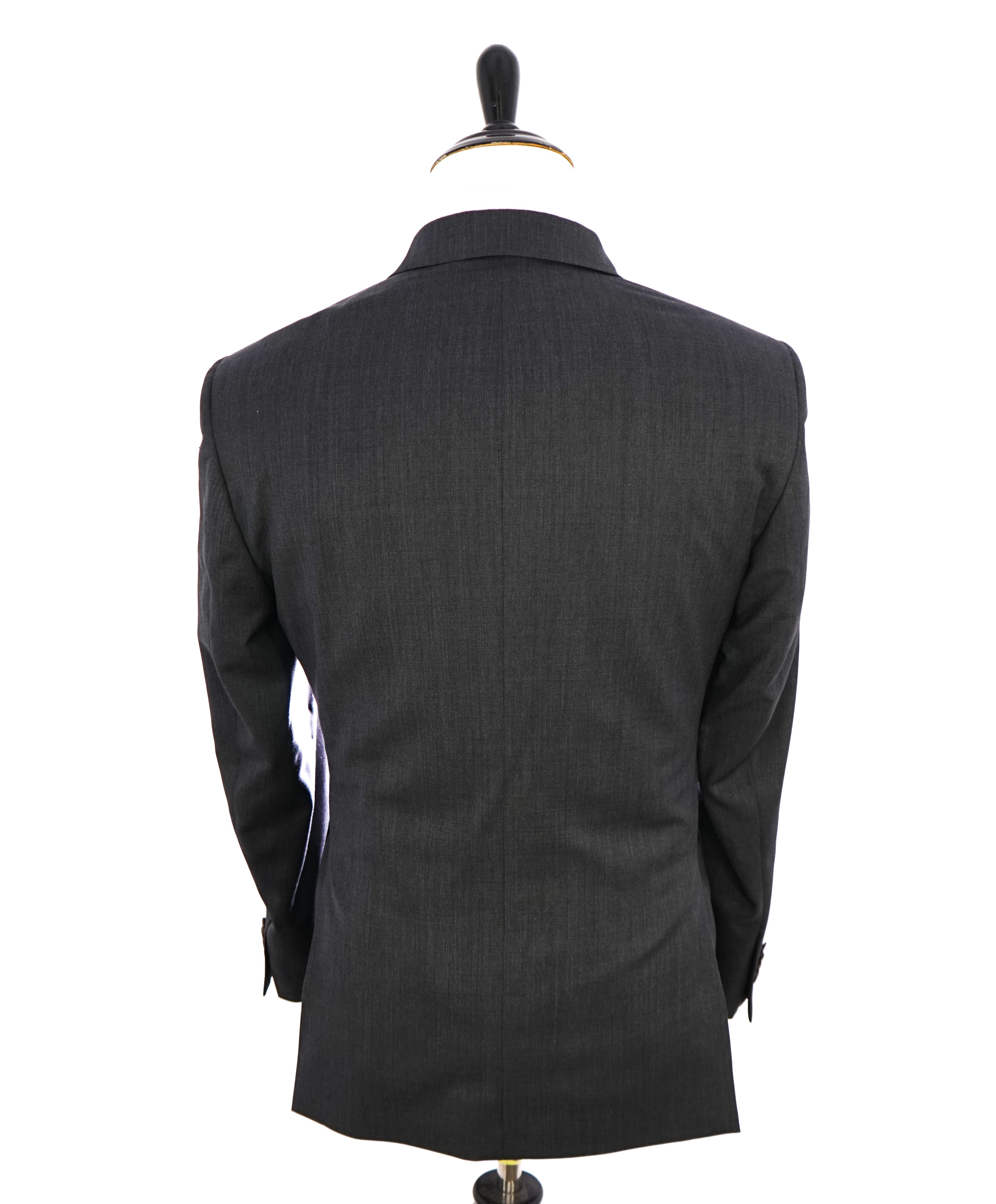 ERMENEGILDO ZEGNA -"Classic" SAKS FIFTH AVENUE *SILK* Gray Suit - 48R