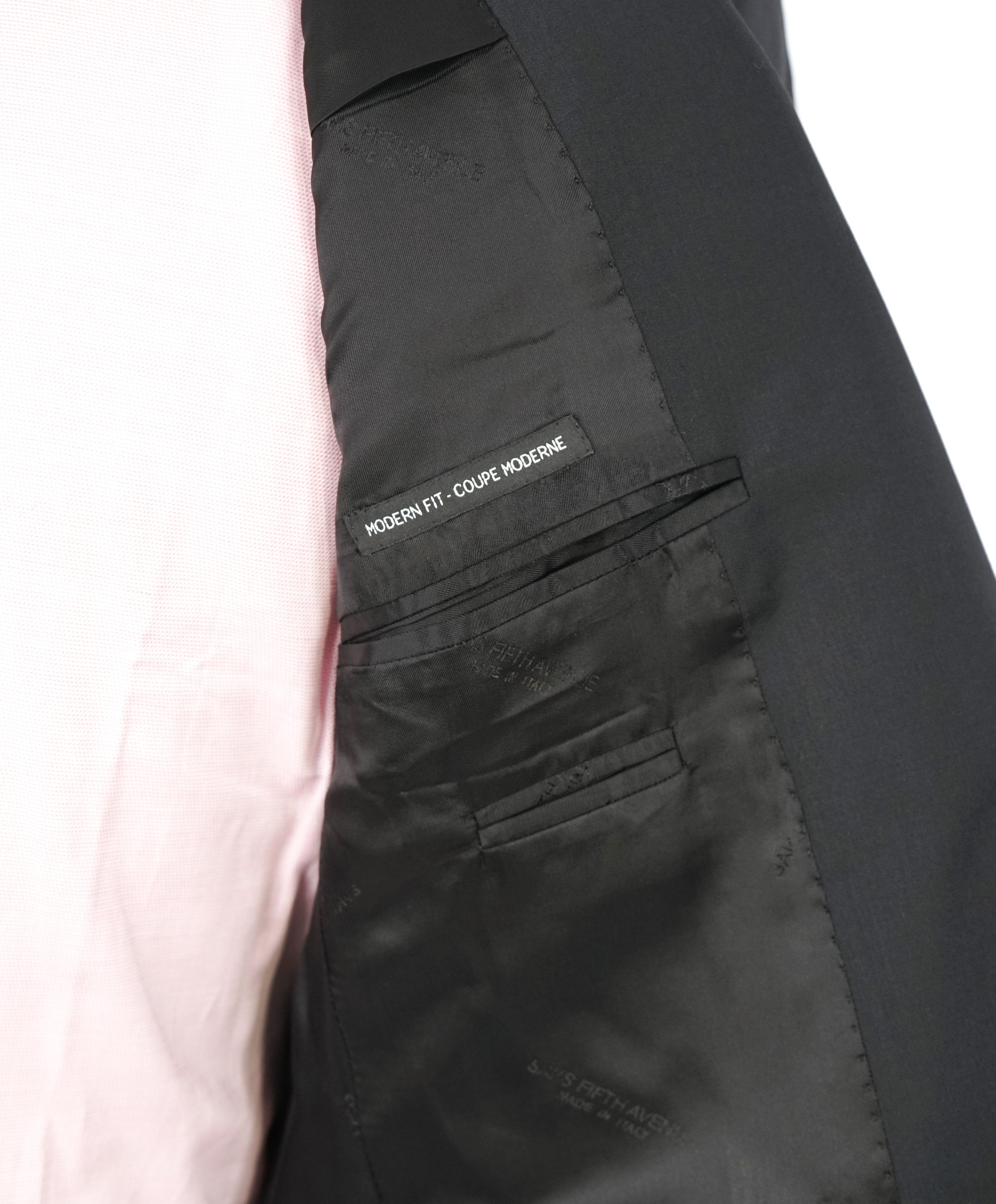 ERMENEGILDO ZEGNA - By SAKS FIFTH AVENUE SILK BLEND "MODERN" Black Suit - 40R