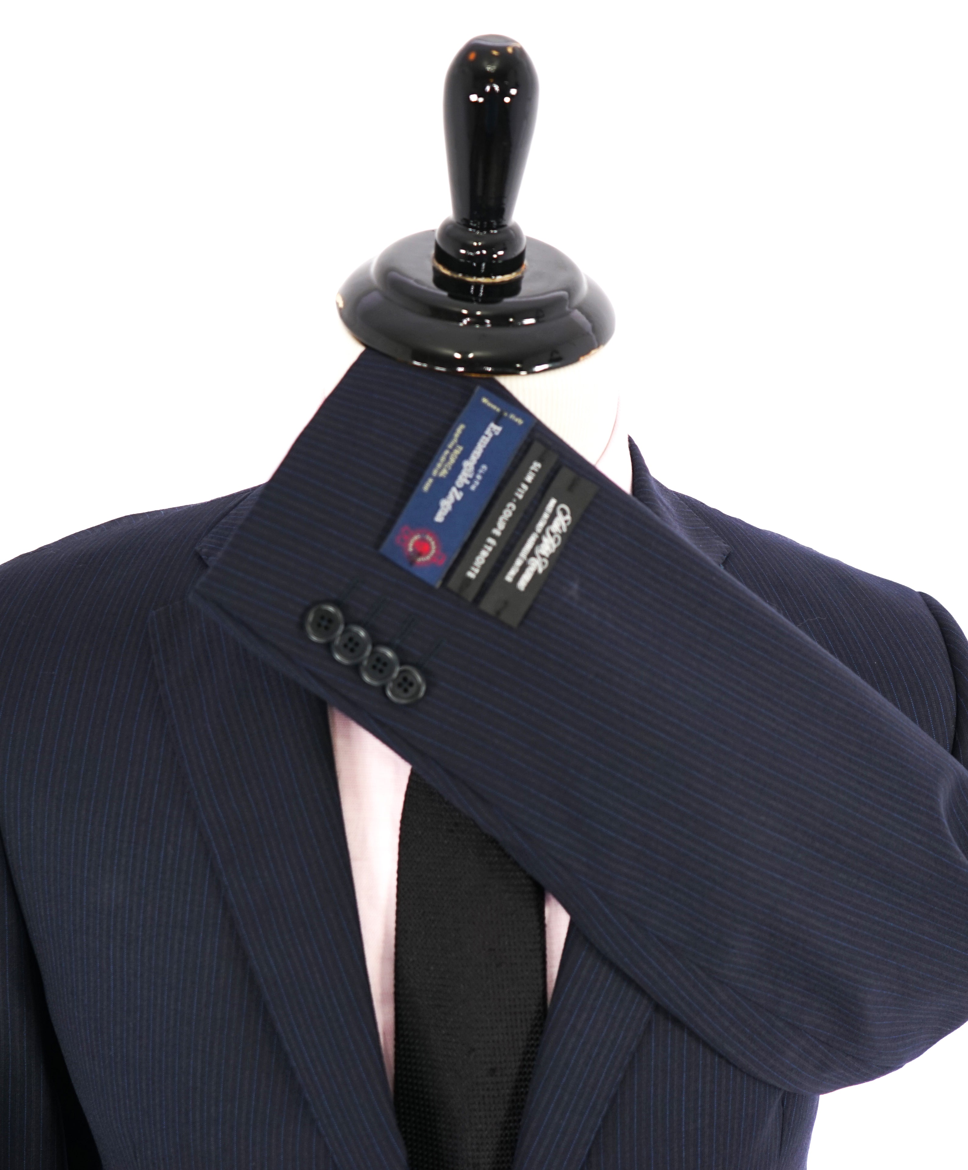 ERMENEGILDO ZEGNA - By SAKS FIFTH AVENUE "Slim" Blue Stripe Suit - 40R