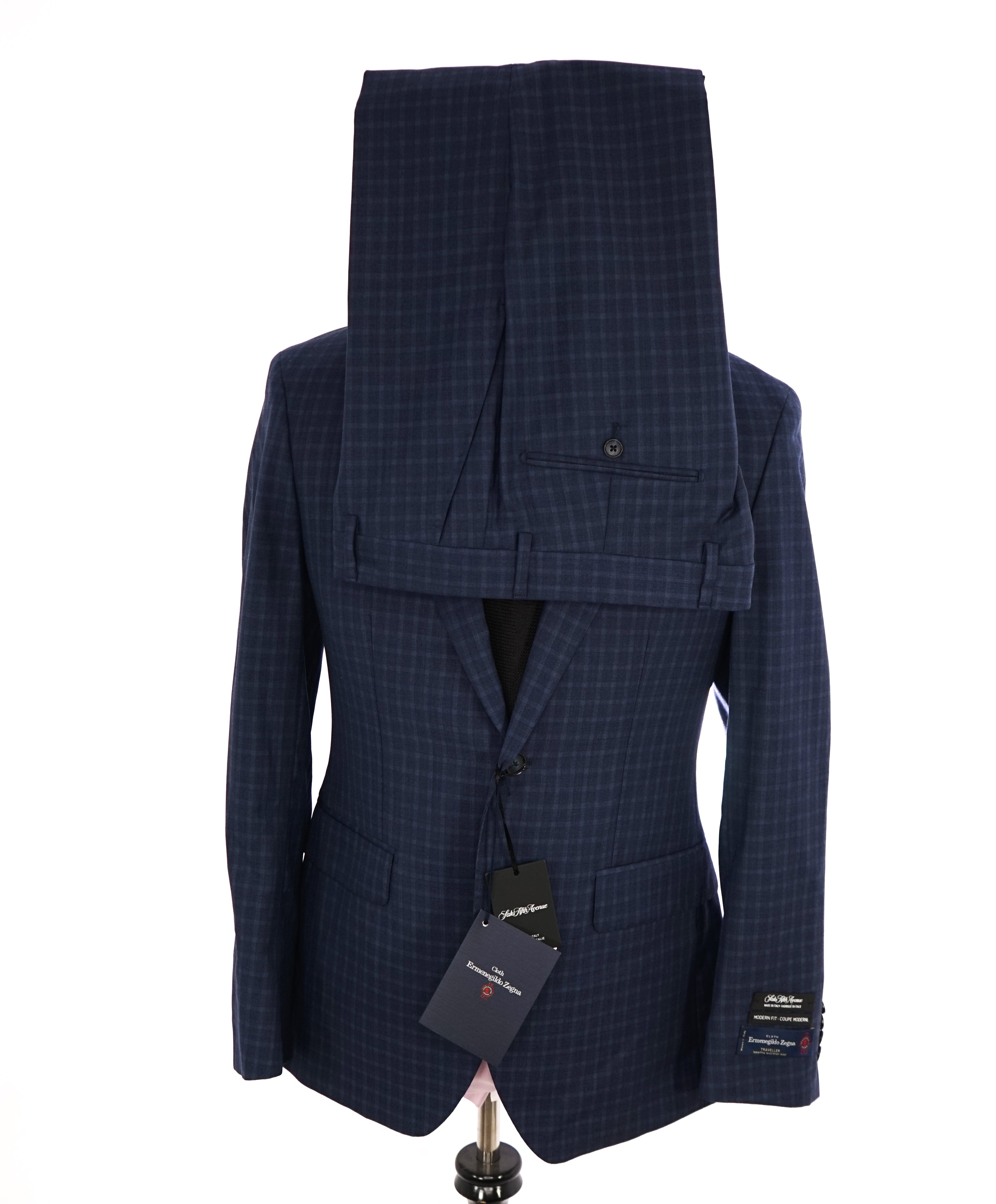 ERMENEGILDO ZEGNA - By SAKS FIFTH AVENUE "Modern" Blue BOLD Check Suit - 38R