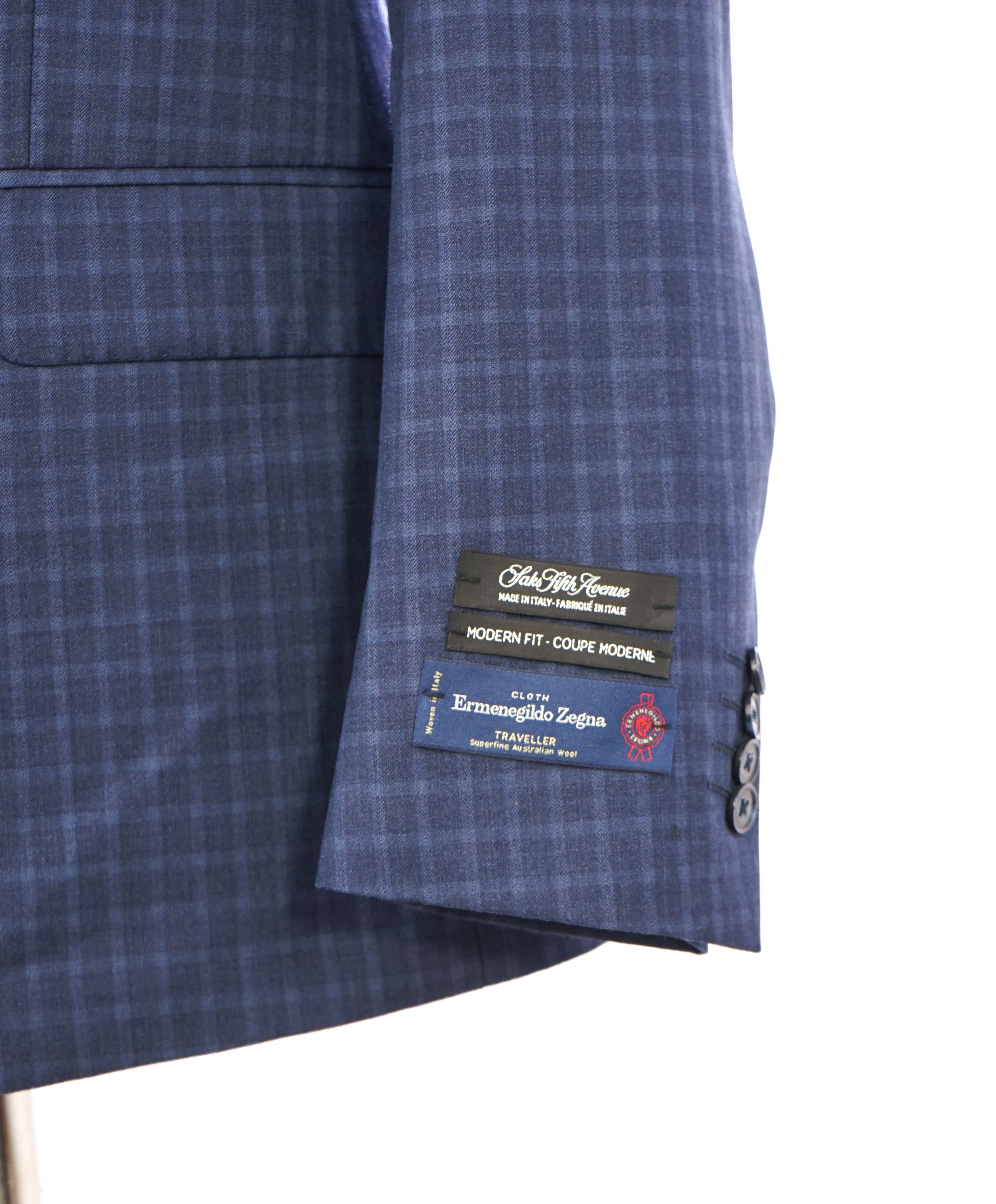 ERMENEGILDO ZEGNA - By SAKS FIFTH AVENUE "Modern" Blue BOLD Check Suit - 38R