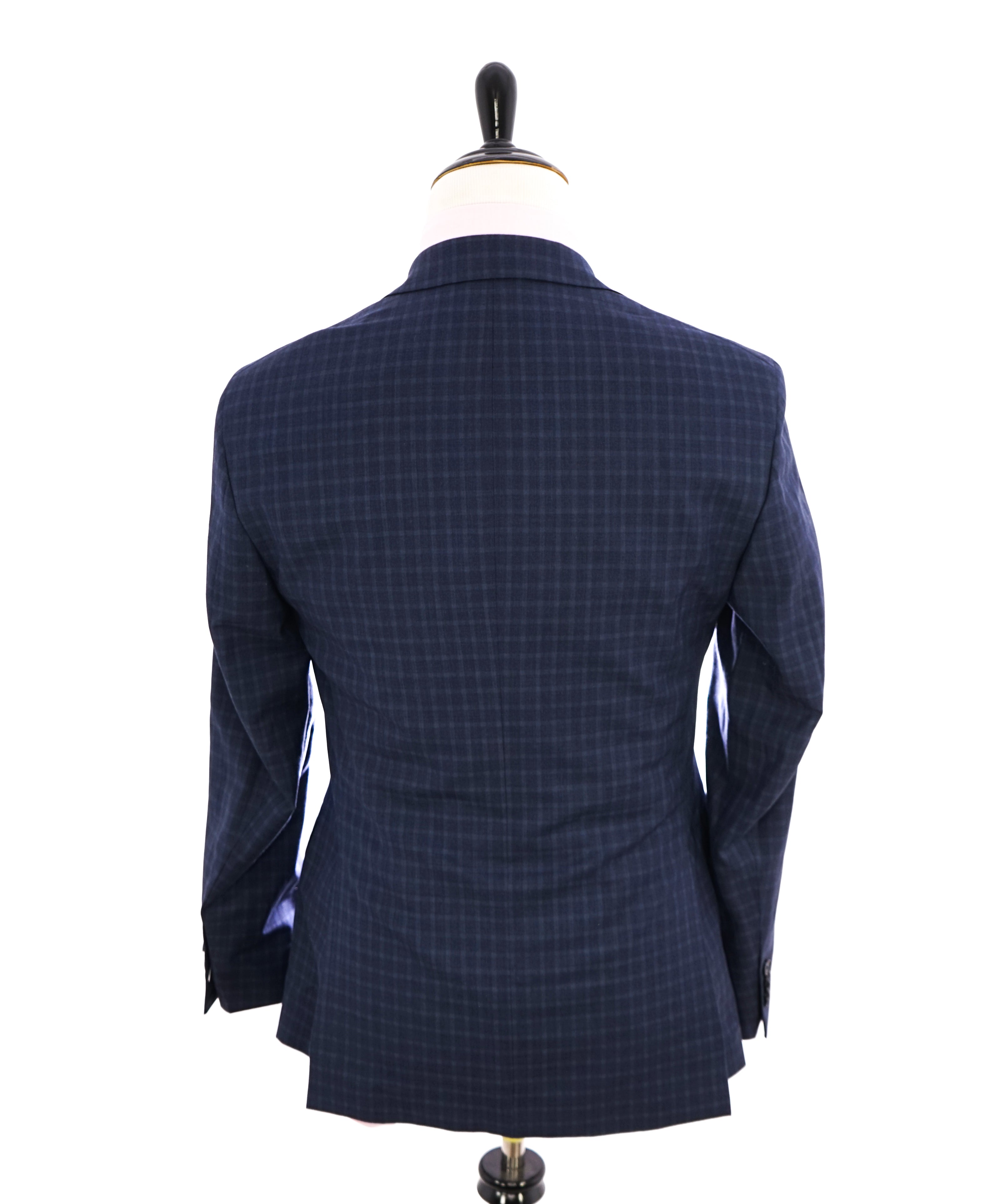 ERMENEGILDO ZEGNA - By SAKS FIFTH AVENUE "Modern" Blue BOLD Check Suit - 38R