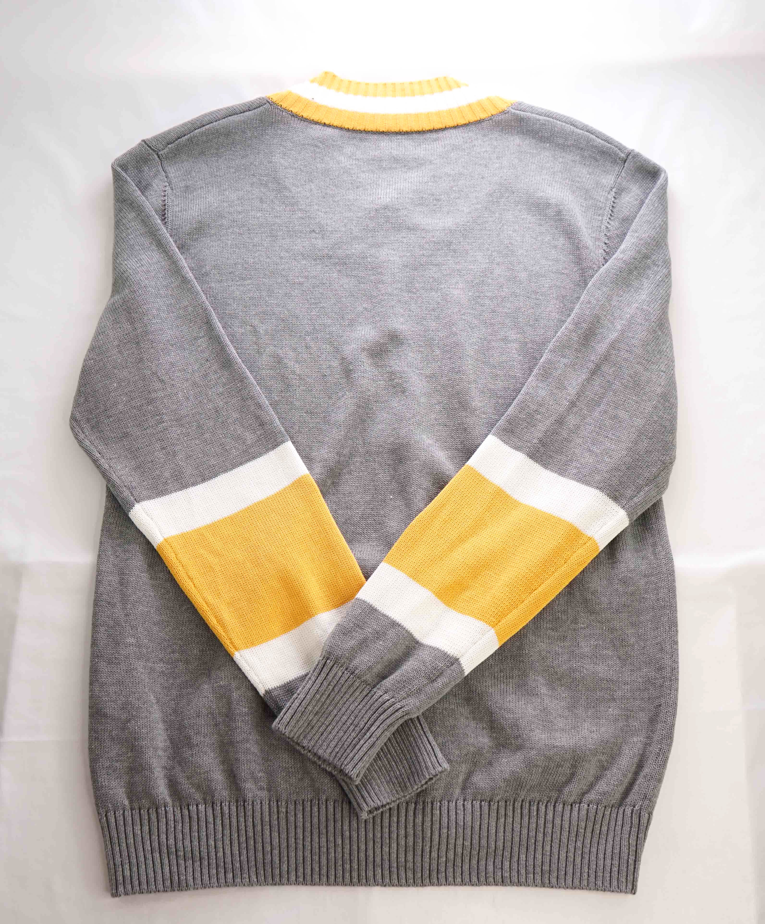 $495 ELEVENTY - Gray / Yellow Cricket Sweater Tipped V-Neck - M