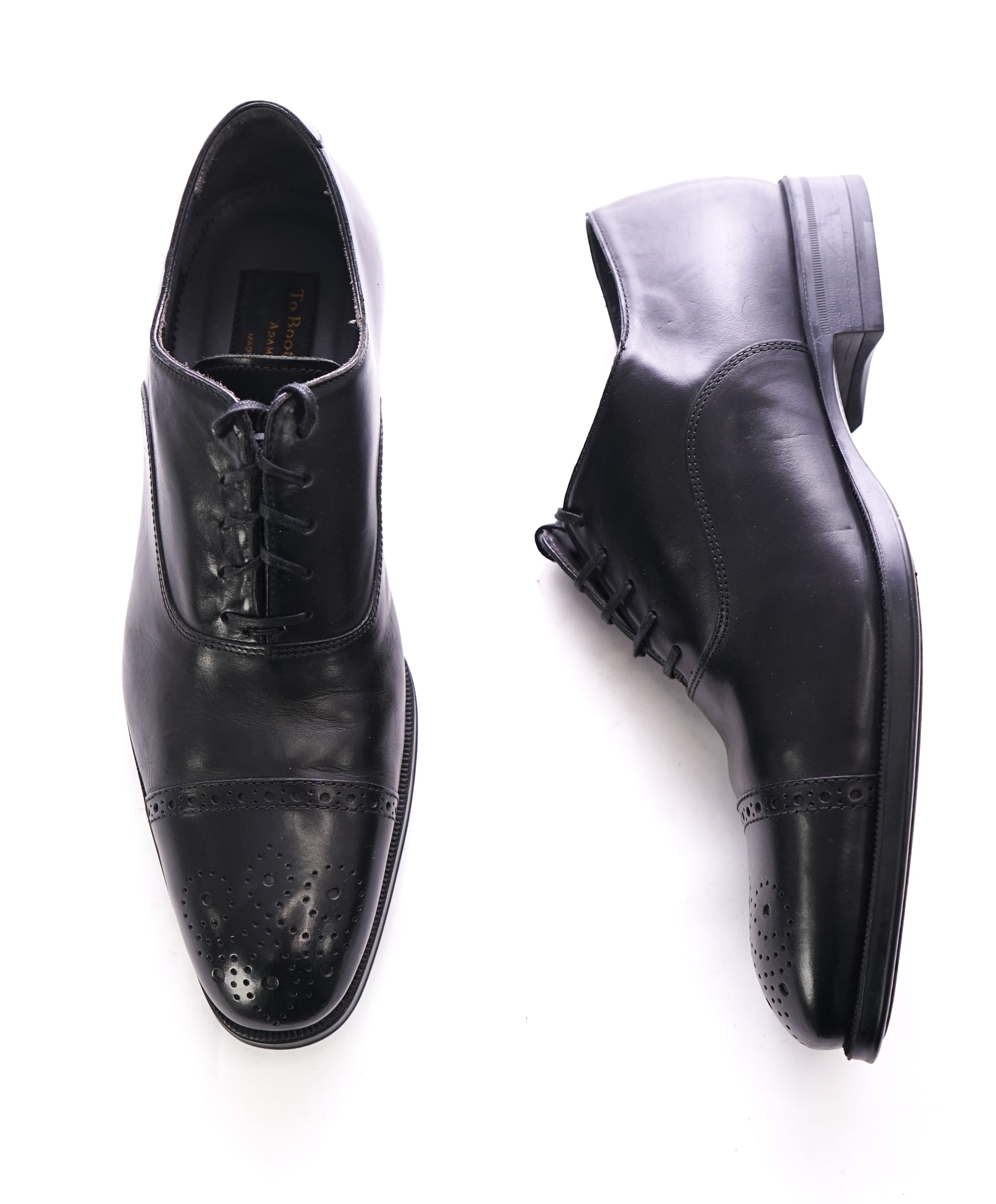 TO BOOT NEW YORK - Sleek Oxfords W Round Brogue Toe & Durable Sole - 8