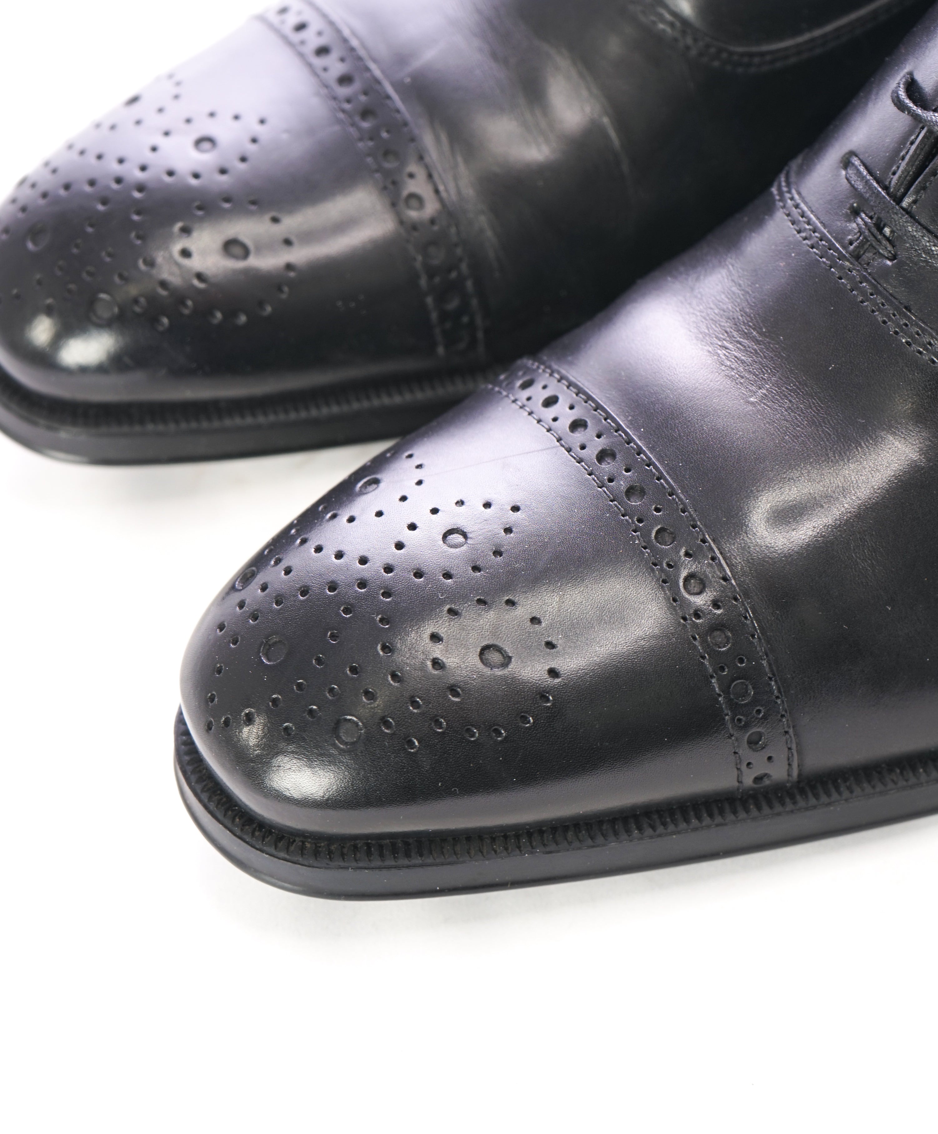 TO BOOT NEW YORK - Sleek Oxfords W Round Brogue Toe & Durable Sole - 8