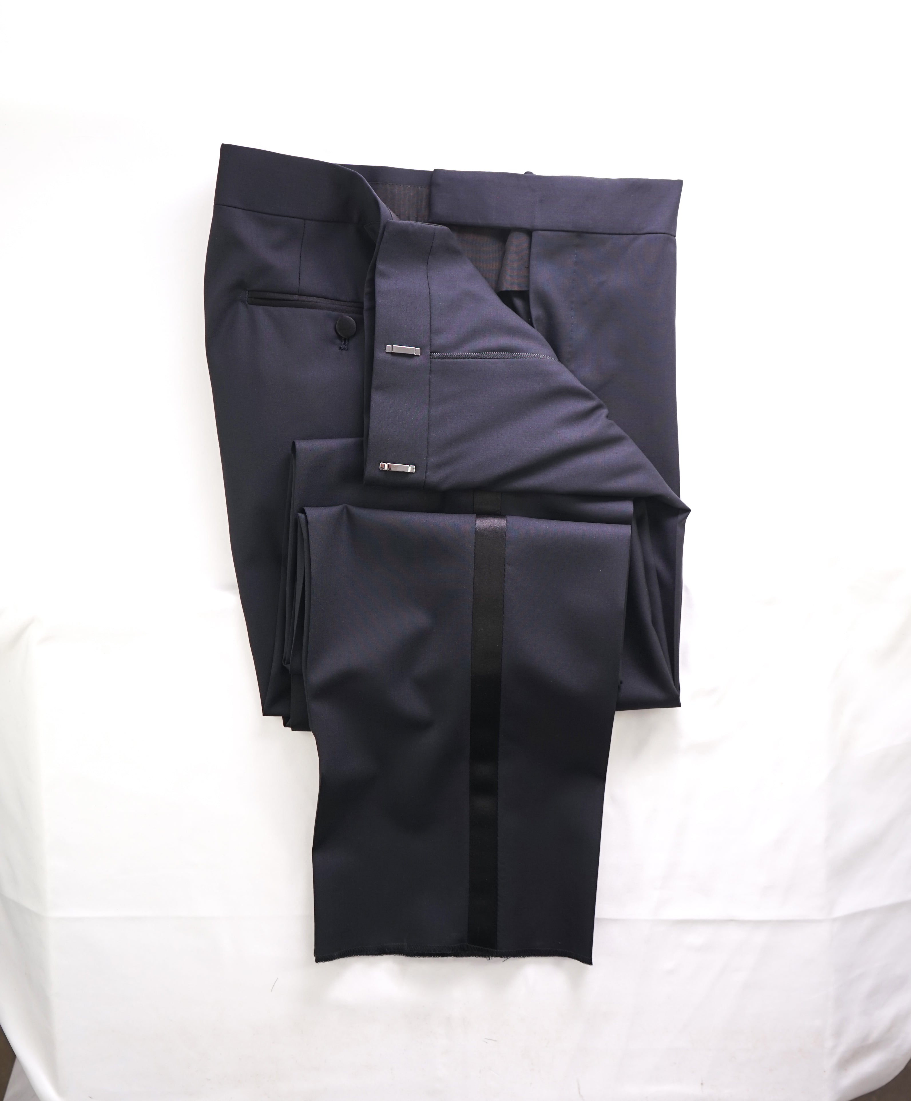 TOM FORD - PREMIUM Black Tuxedo Dinner Wool Dress Pants - 33W (50EU)