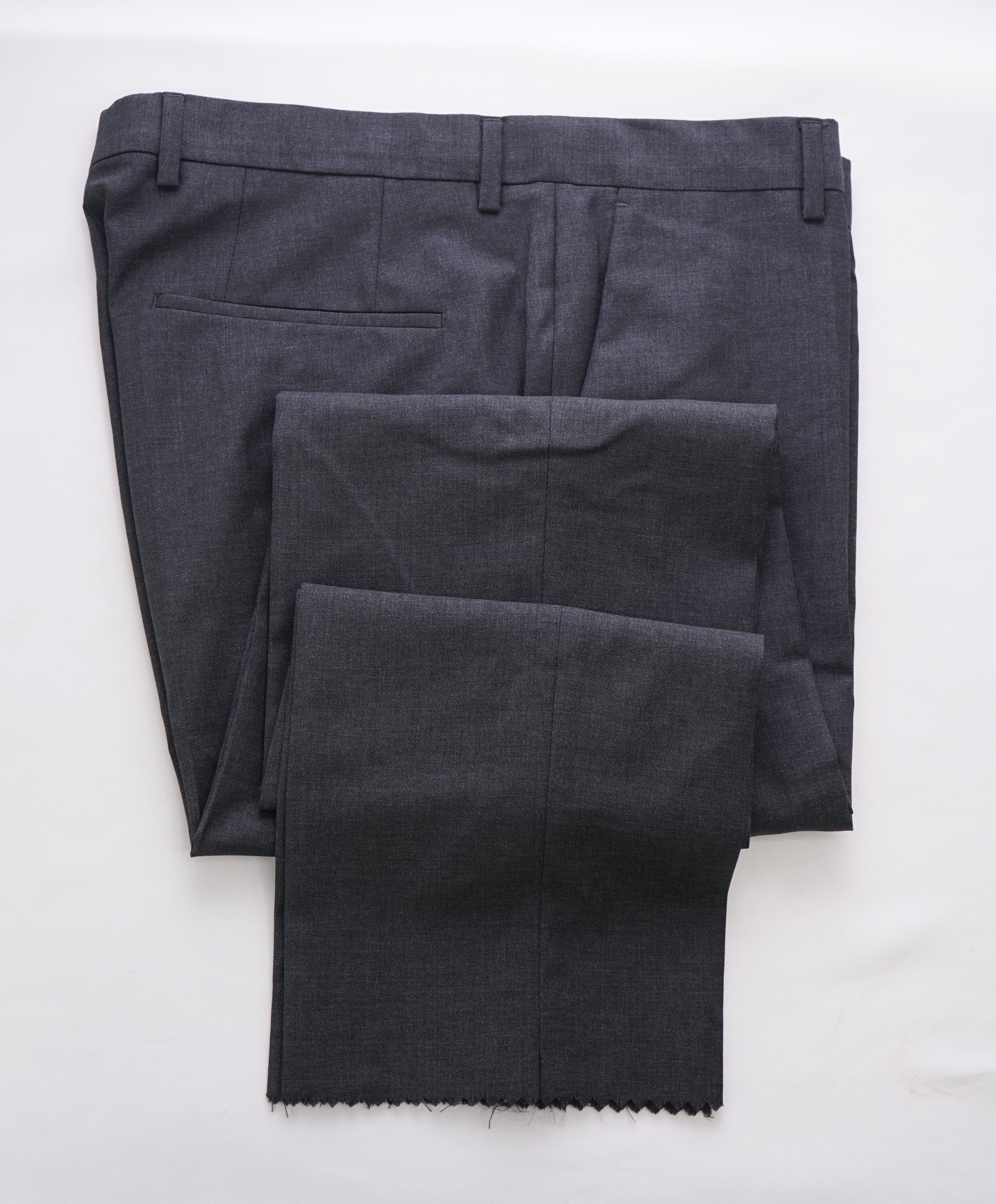 HUGO BOSS - Charcoal Solid “Halsey2/Merrill2” Flat Front Dress Pants - 33W