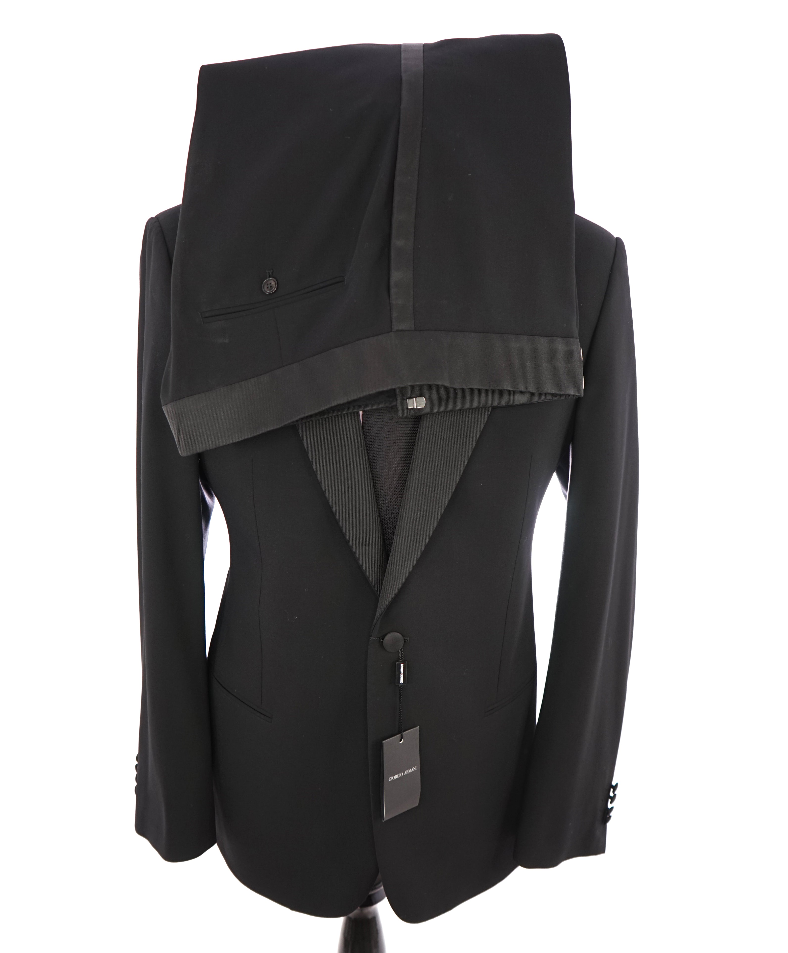 GIORGIO ARMANI - "SOHO" Black SILK LINED Peak Lapel Tuxedo - 46R