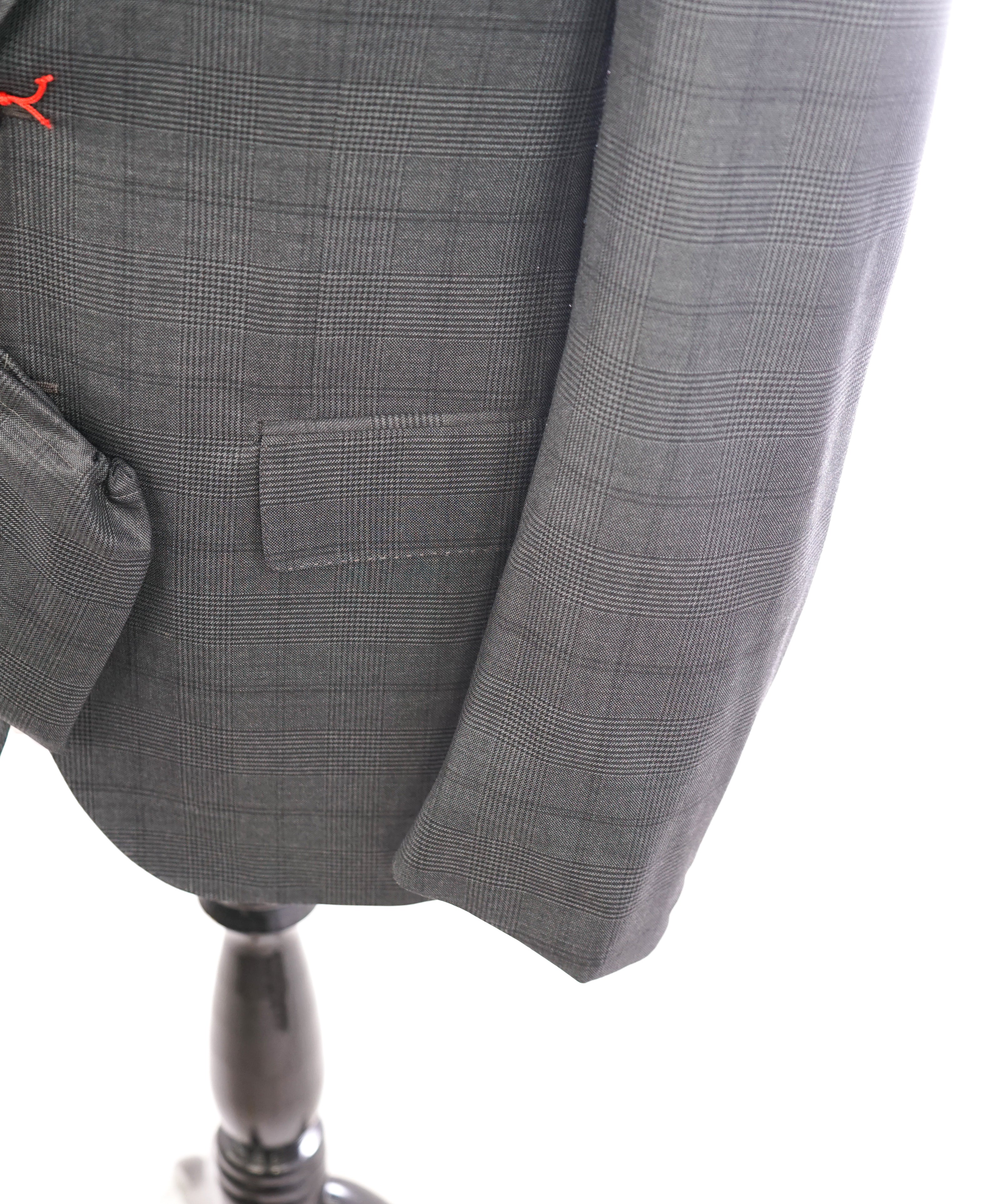 ISAIA - Prince of Wales Gray "BASE SANITA" LOGO *Custom 1/1* SLIM Suit - 38R