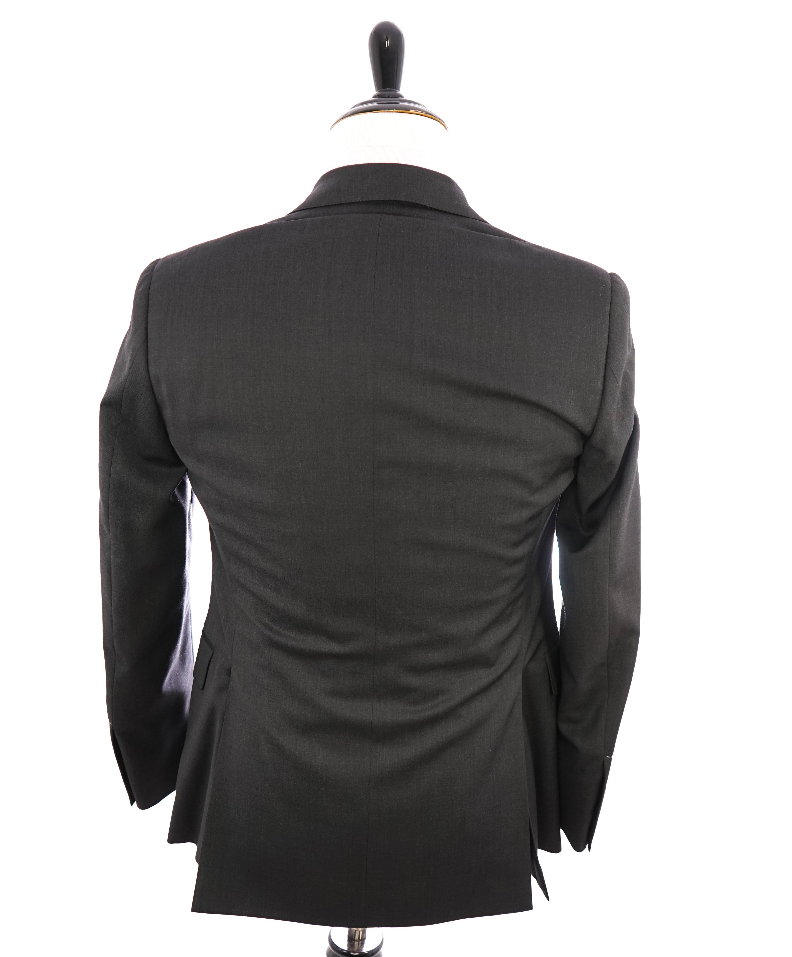 RALPH LAUREN PURPLE LABEL - Closet Staple Charcoal 2-Button Suit - 38R