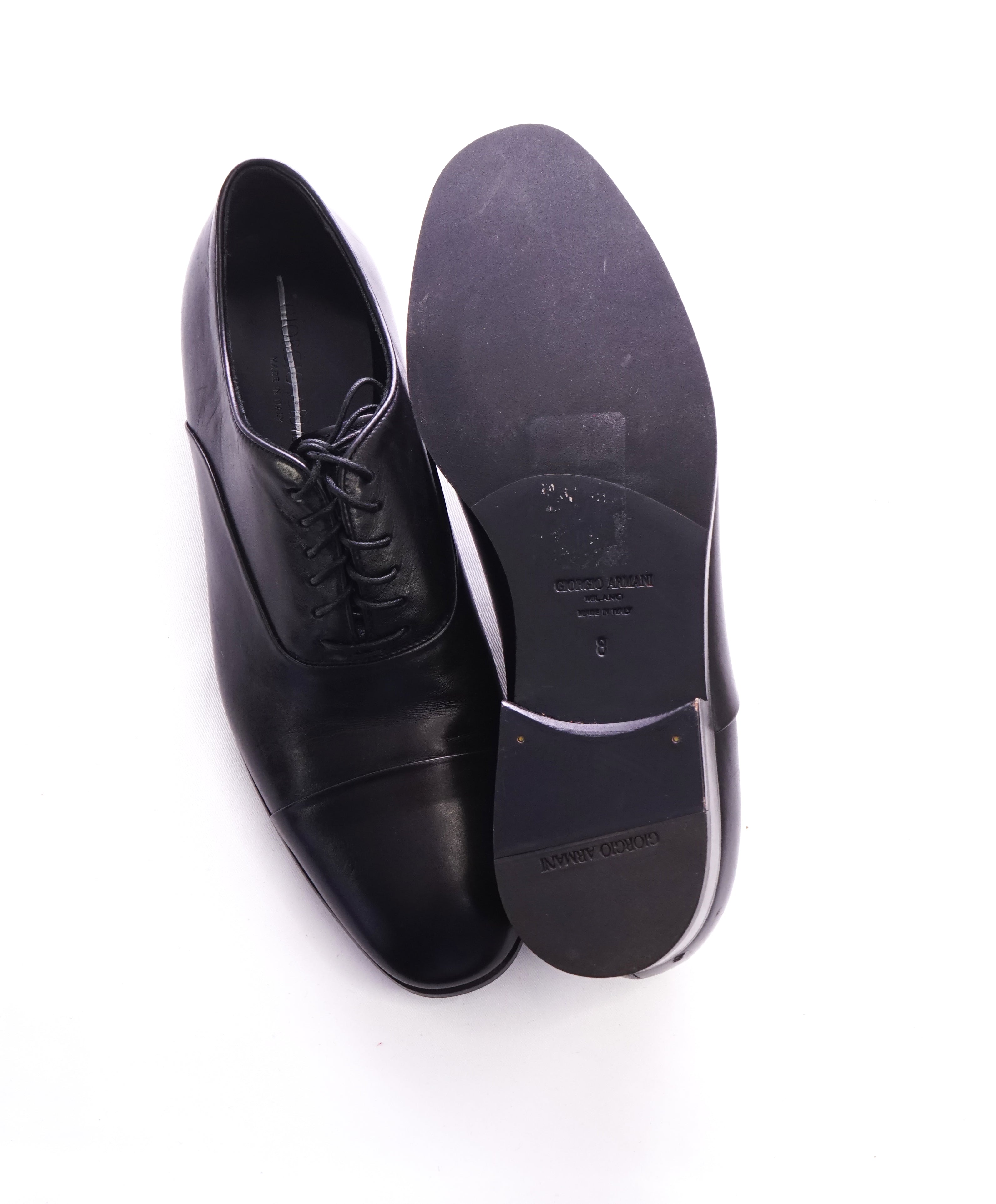 GIORGIO ARMANI - Black Cap Toe Sleek Oxfords W Round Toe - 9