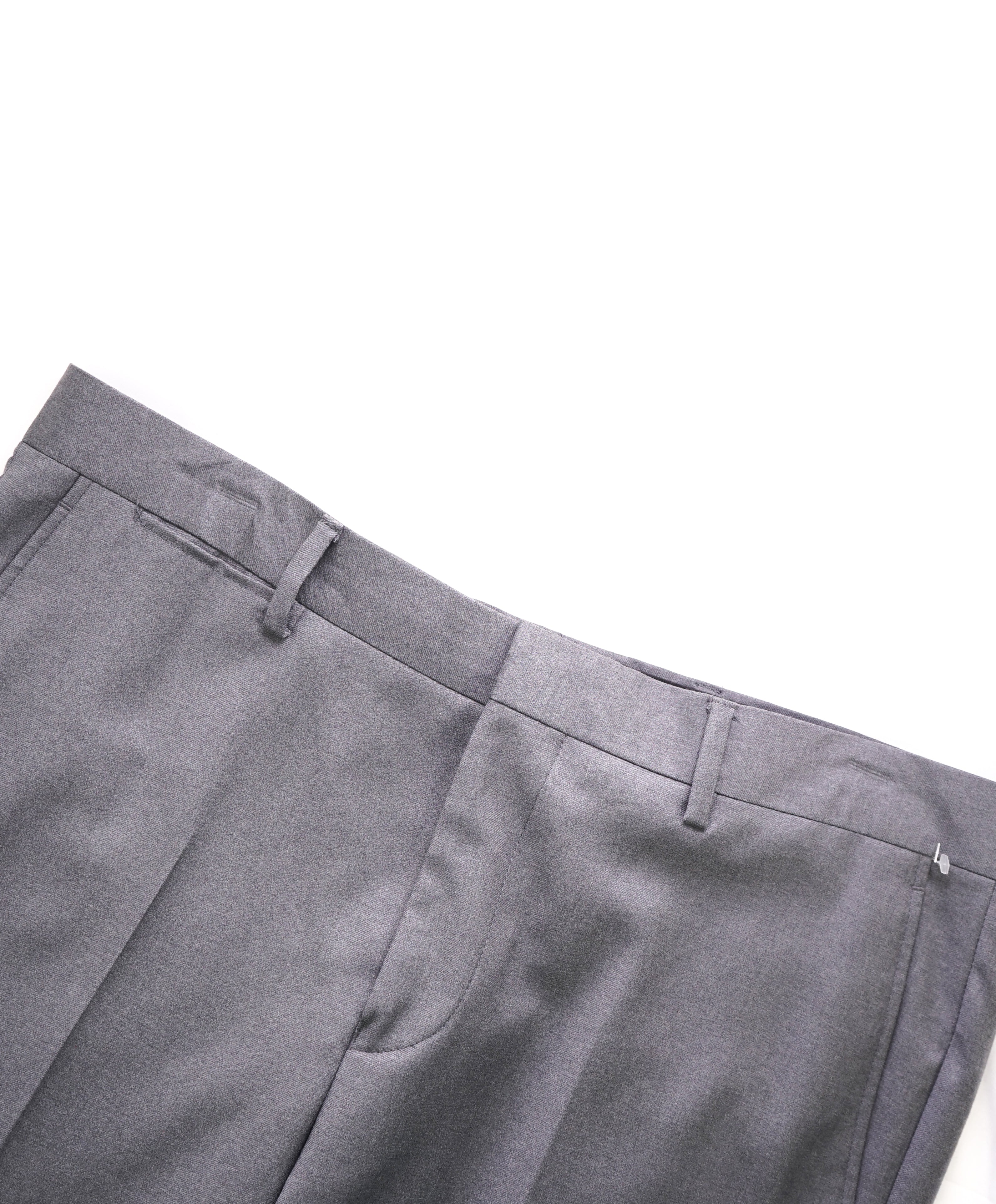 VERSACE COLLECTION - Flat Front Solid Gray *Closet Staple* Dress Pants - 34W