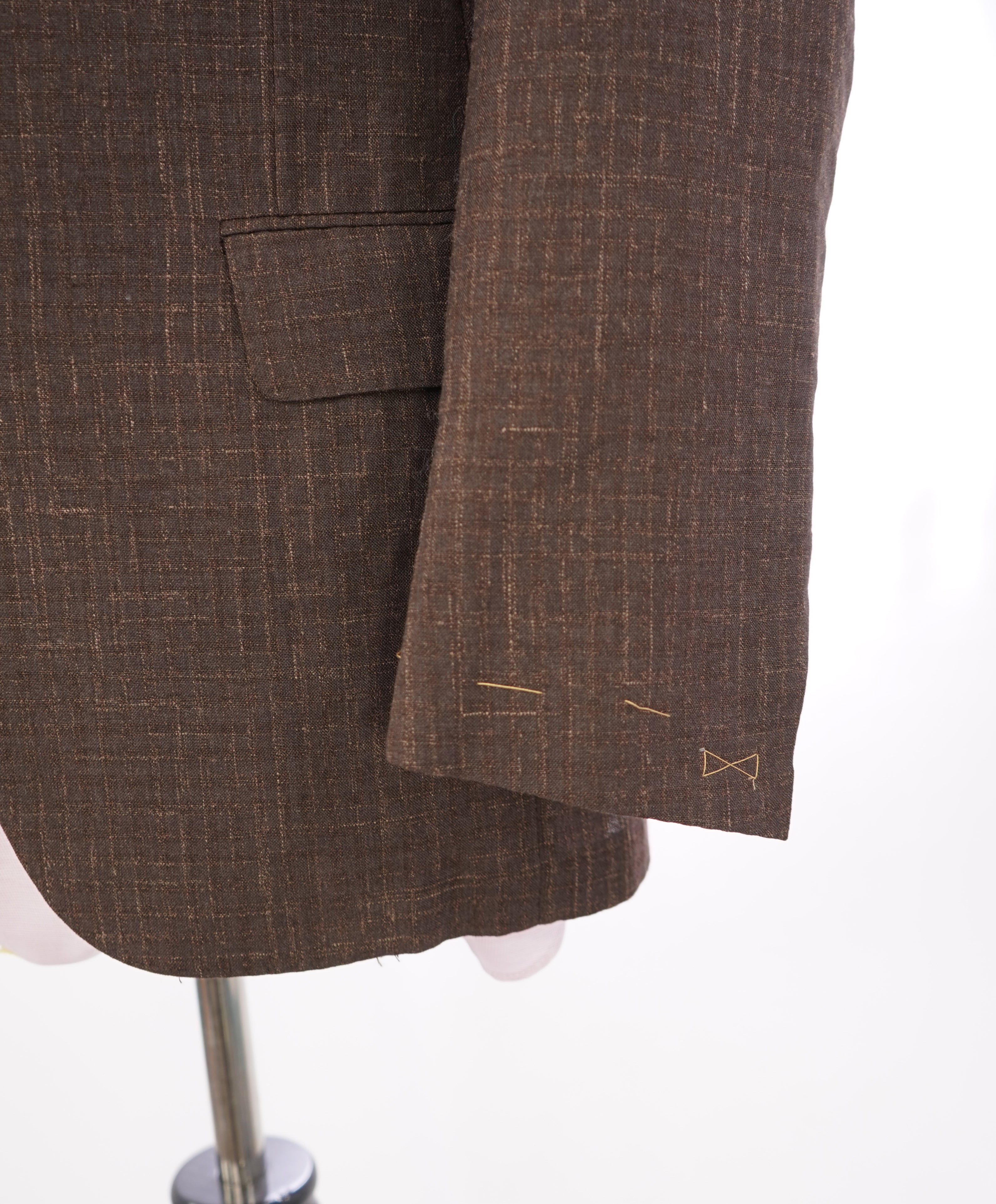 HICKEY FREEMAN - LORO PIANA Fabric "Mooving" - 36S