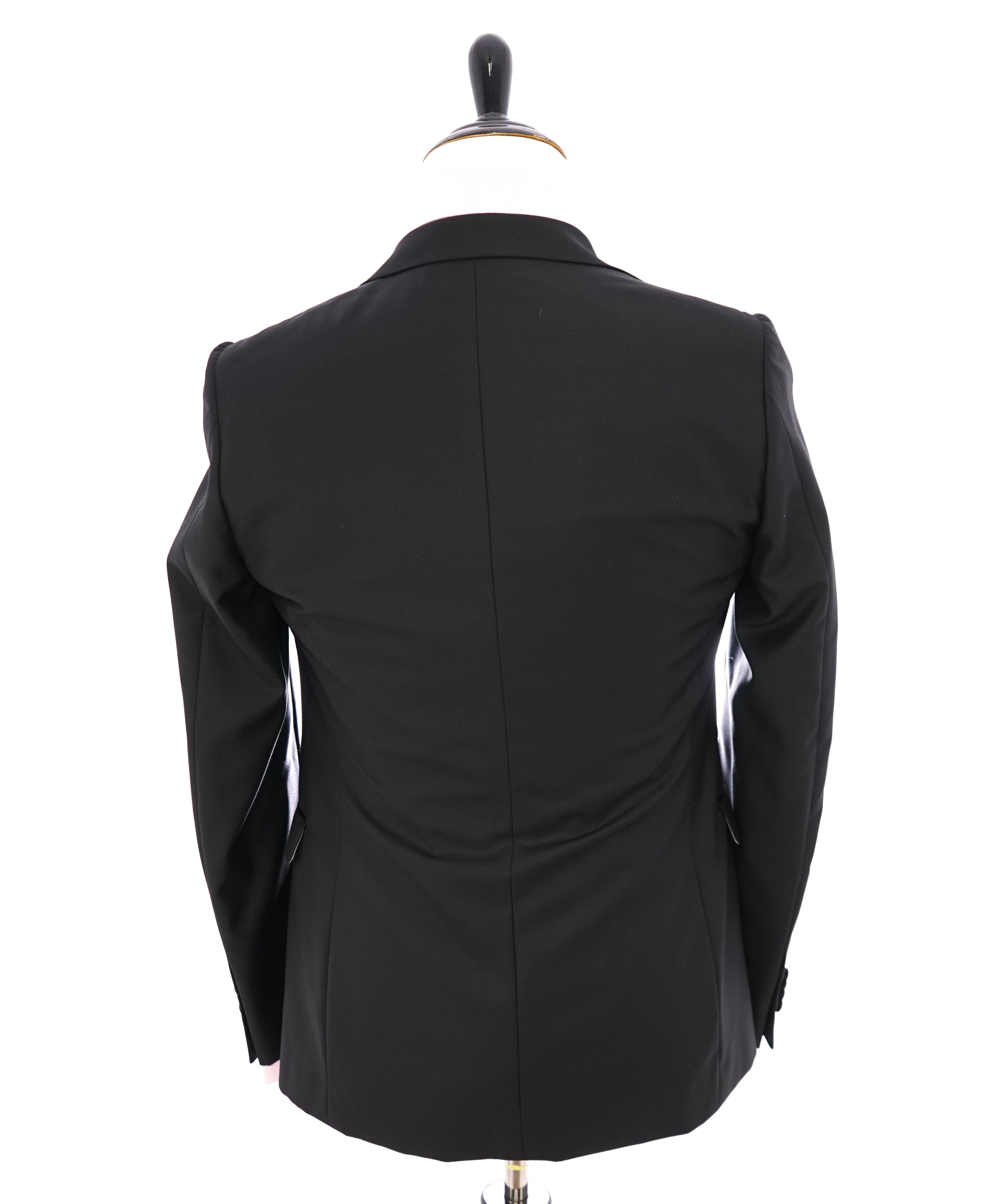 Z ZEGNA - Black Textured Fabric W Silk Lapel Drop 8 Wool Tuxedo Suit - 36R