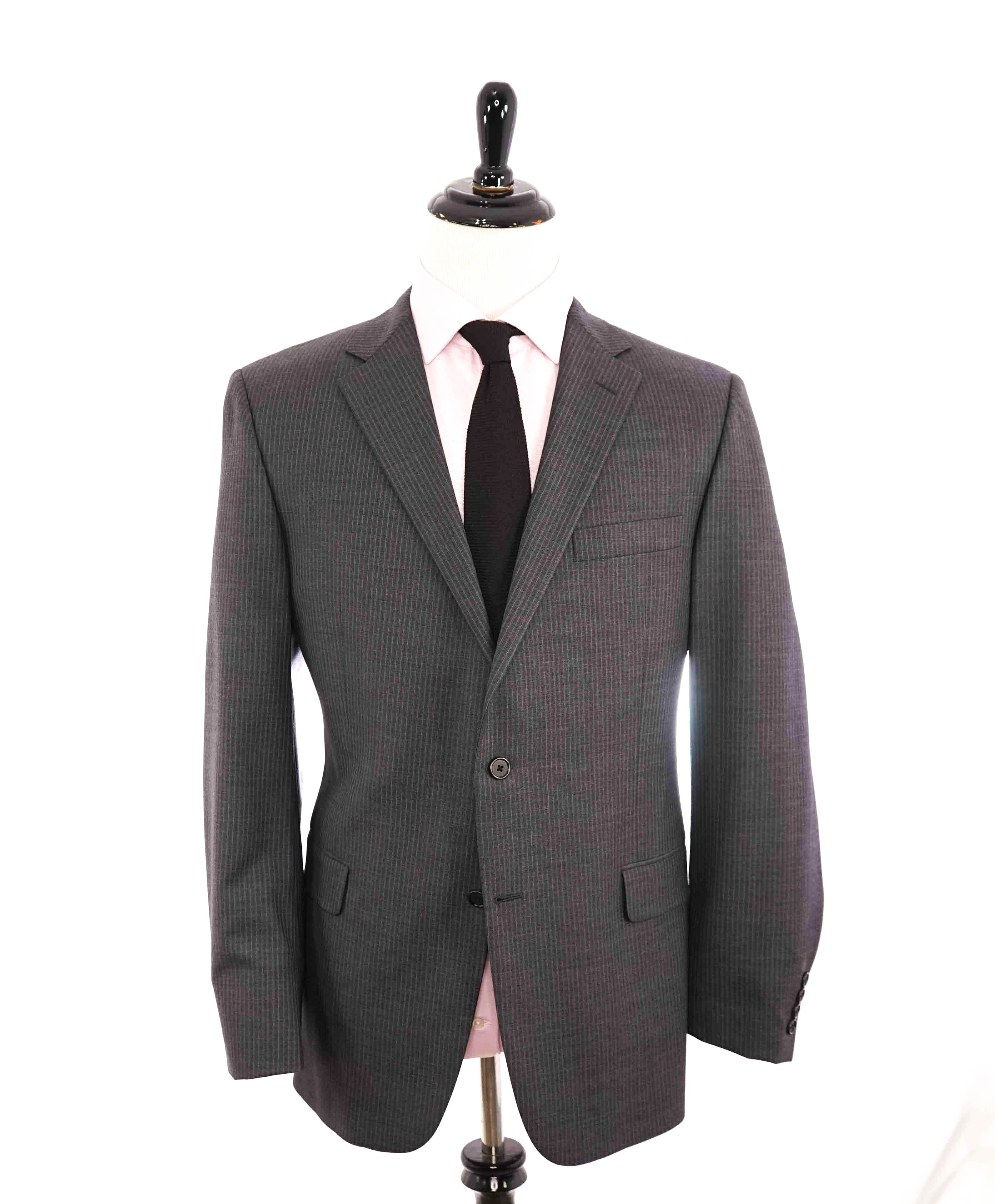 $1,695 HICKEY FREEMAN - Gray Textured Stripe "Milburn ii" Notch Lapel Suit - 44R