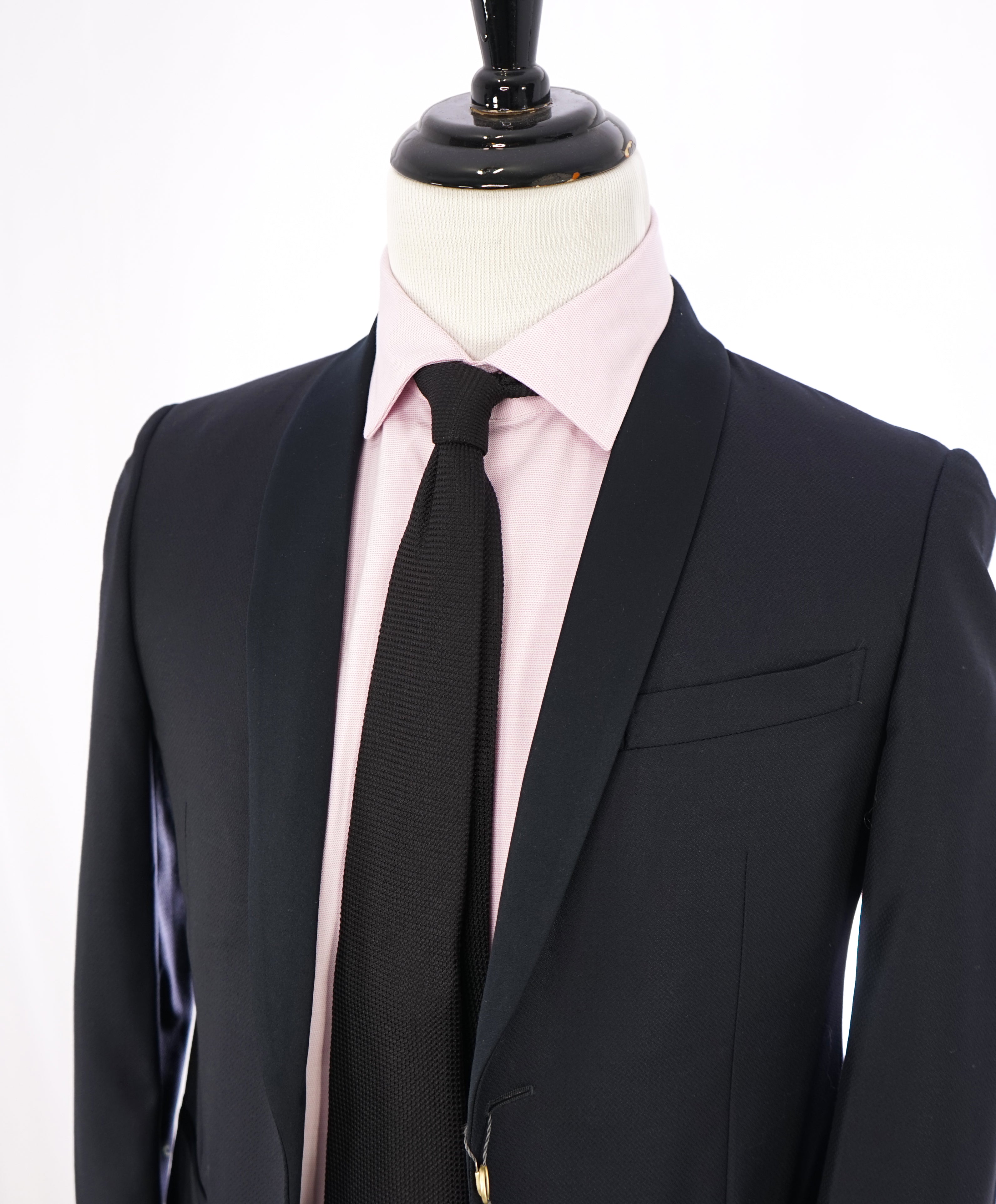 CORNELIANI - Shawl Collar Blue Tuxedo 17,25 Microns Super 130’s - 36R