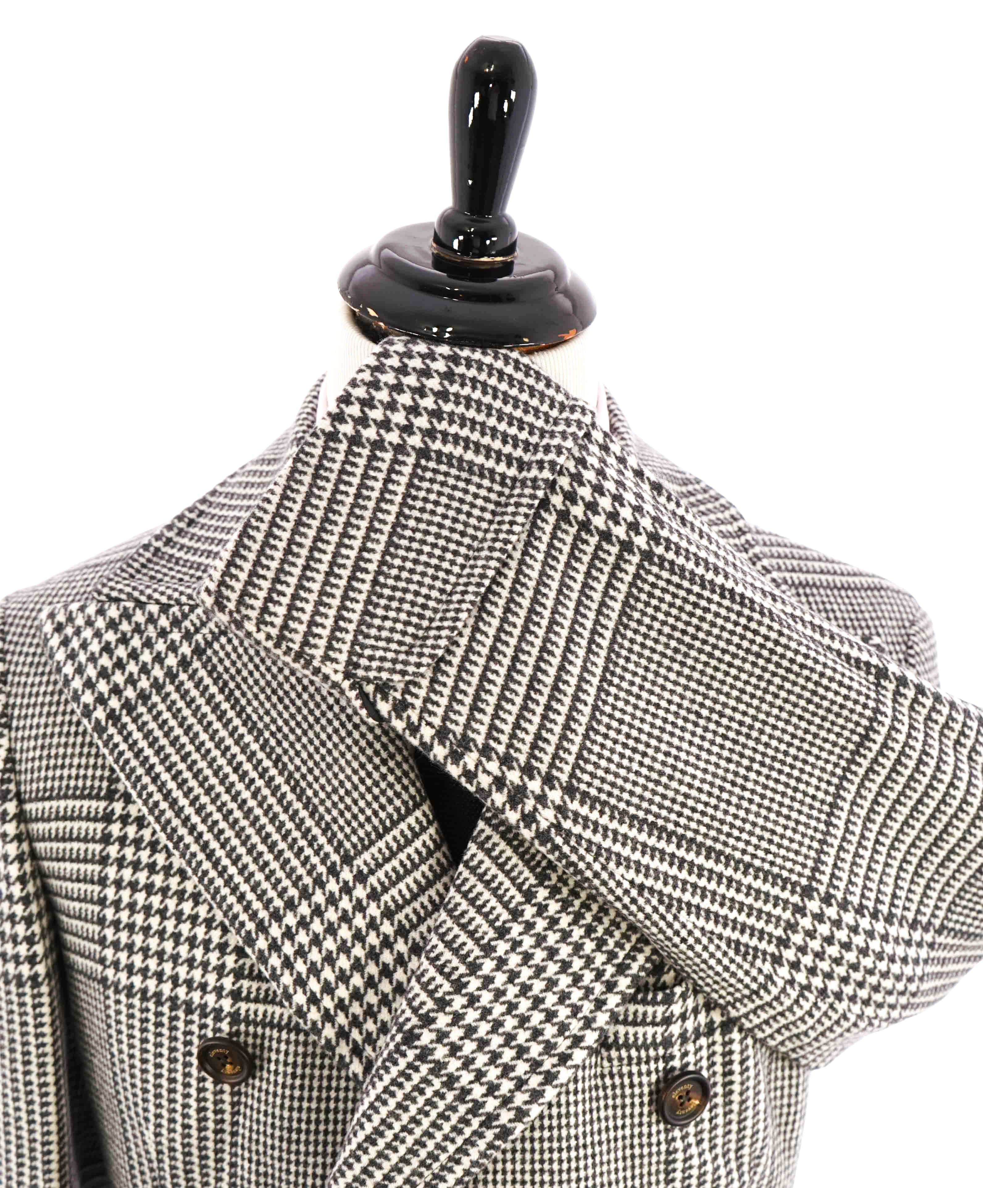 $2,195 ELEVENTY -Double Breasted CASHMERE / WOOL Peak Lapel Coat- 40 (50EU)