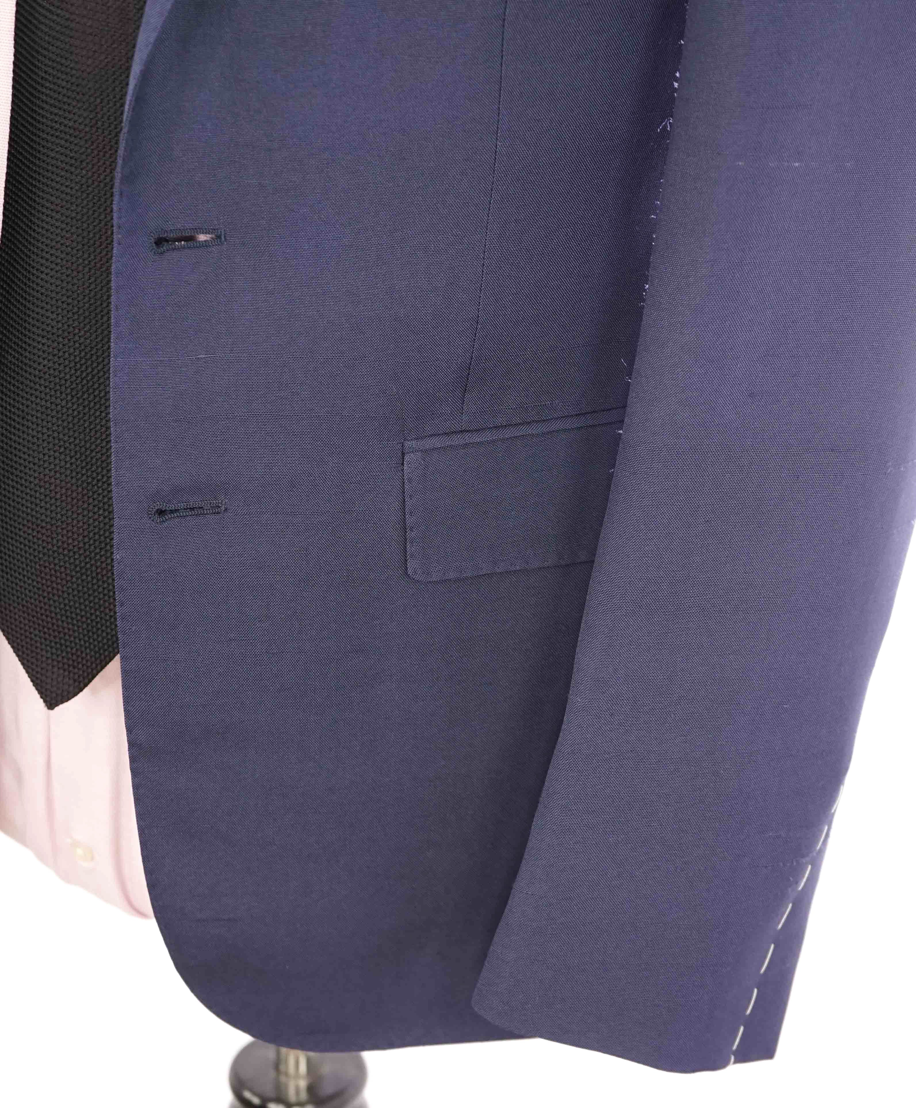 $2,695 RALPH LAUREN PURPLE LABEL - *SILK* Textured Blue Blazer - 36S