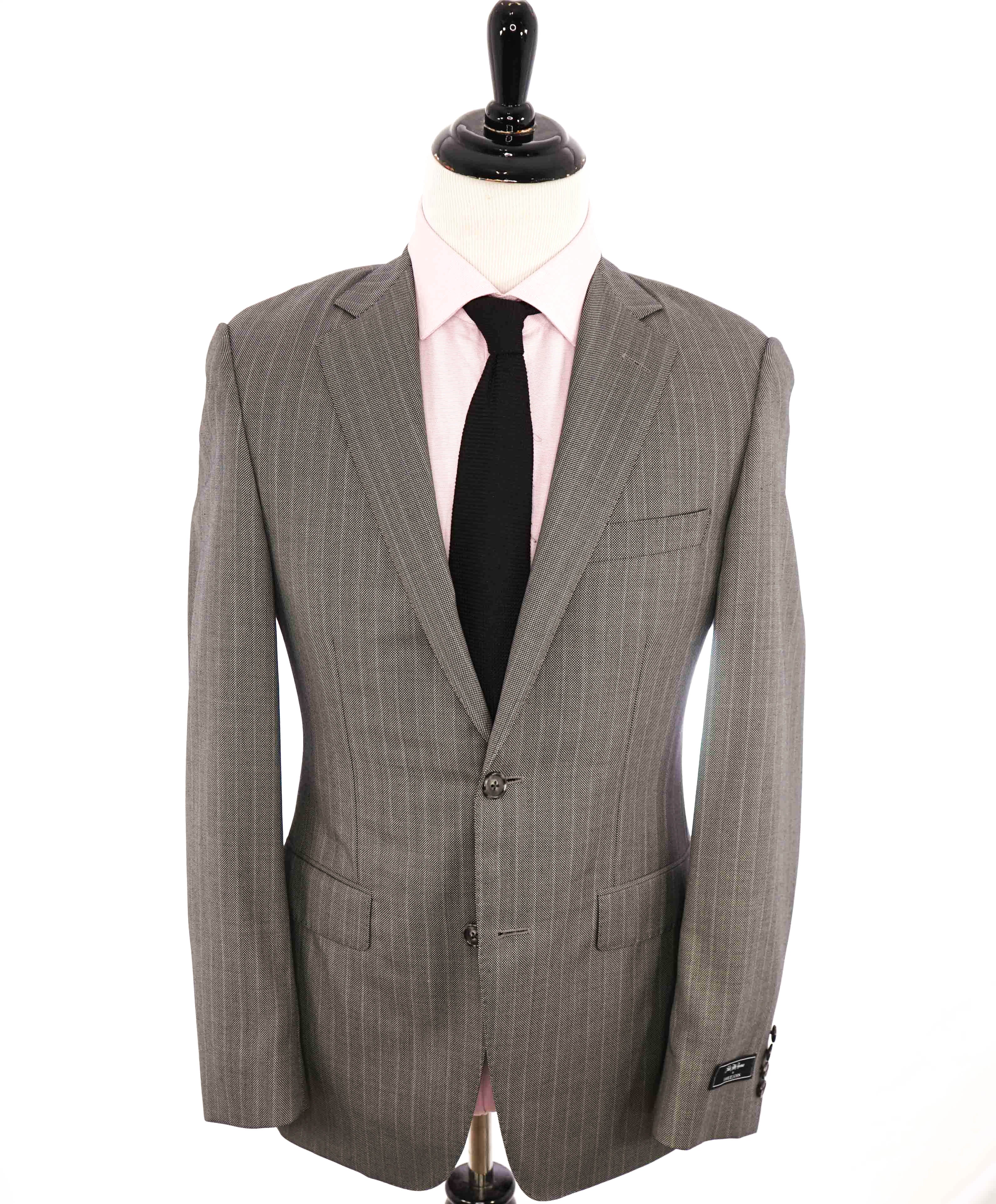 $995 SAMUELSOHN - Gray & Black Textured Birdseye Premium Grade Blazer - 38R