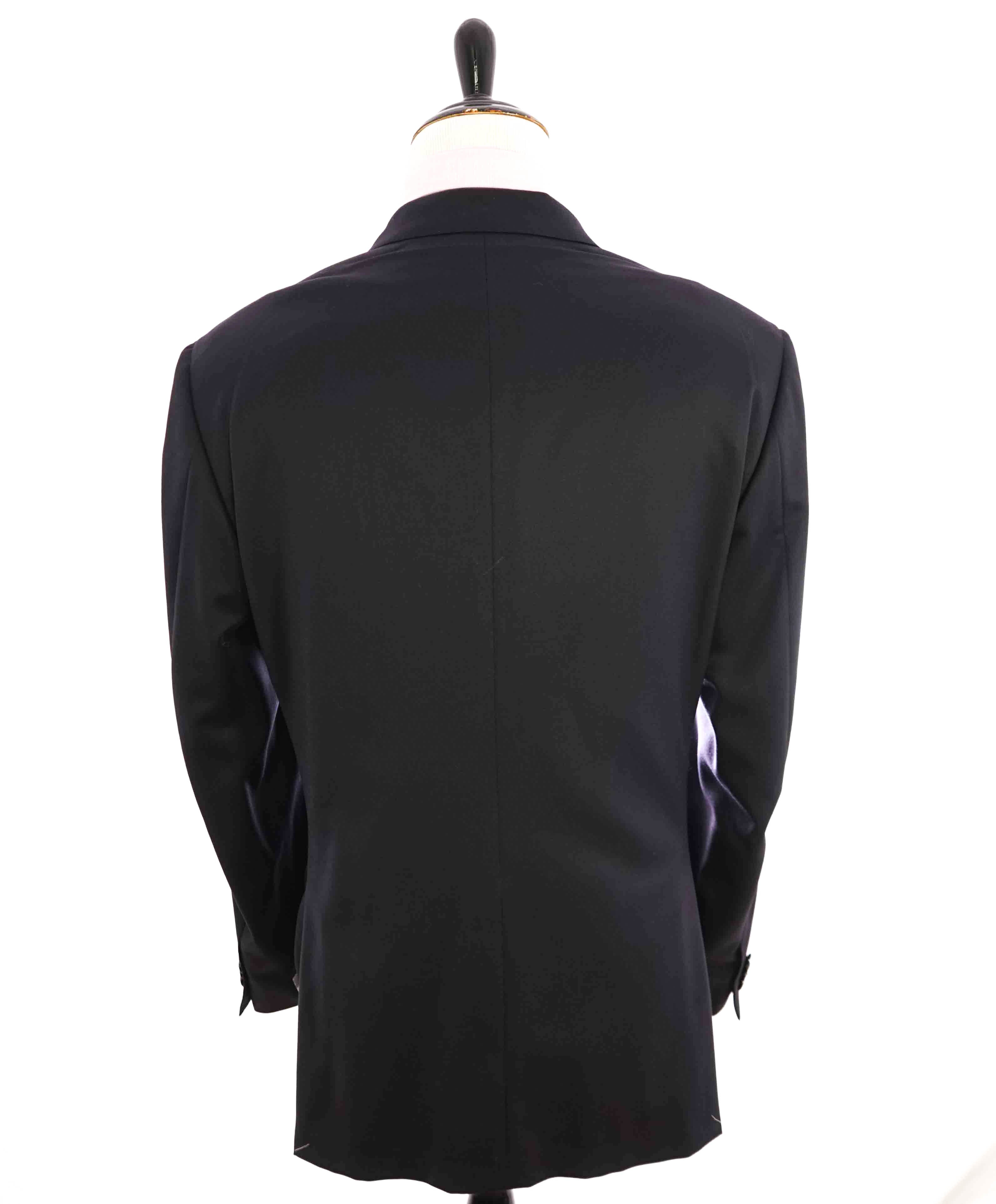 $1,595 CORNELIANI - CLOSET STAPLE  *17,75 MICRONS* Navy Blue Blazer - 46R