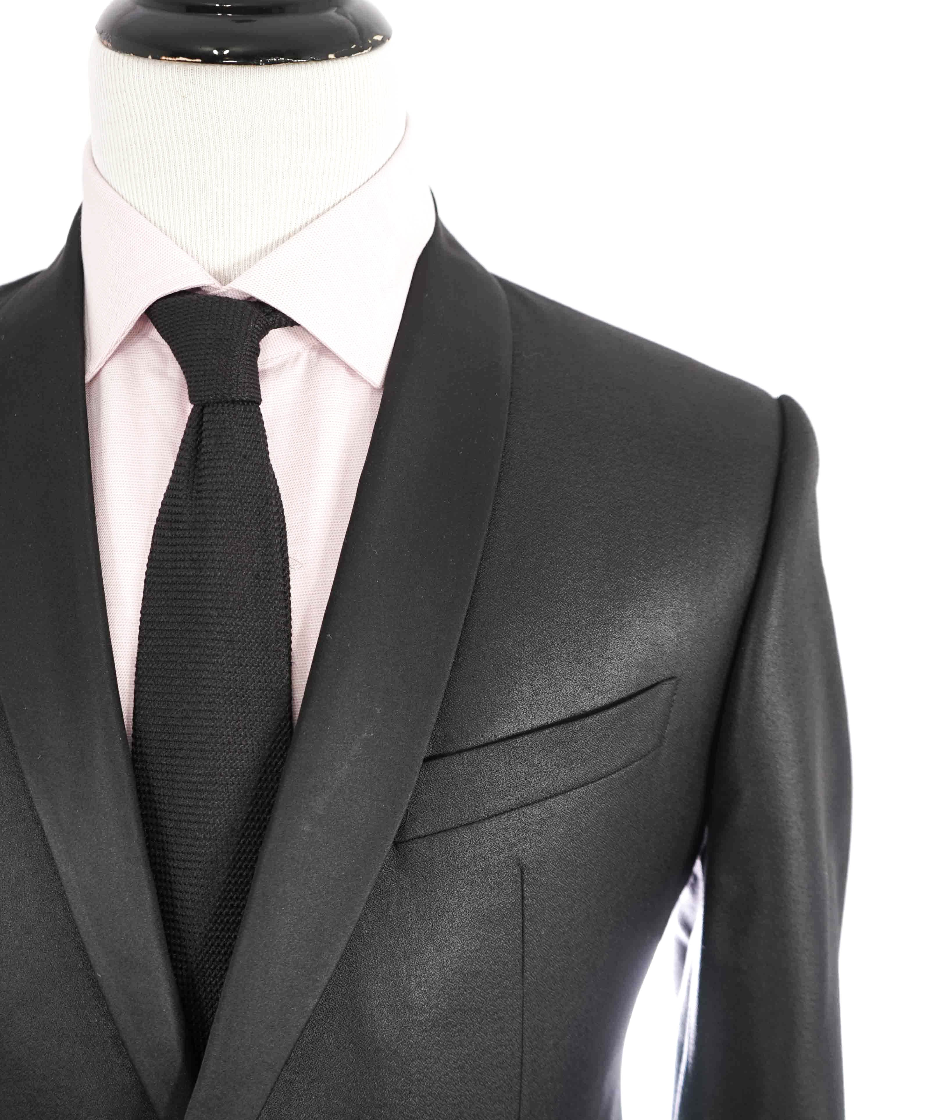 $2,295 ARMANI COLLEZIONI -  "M Line" Shawl Collar Diamond Tuxedo Suit - 44R 39W