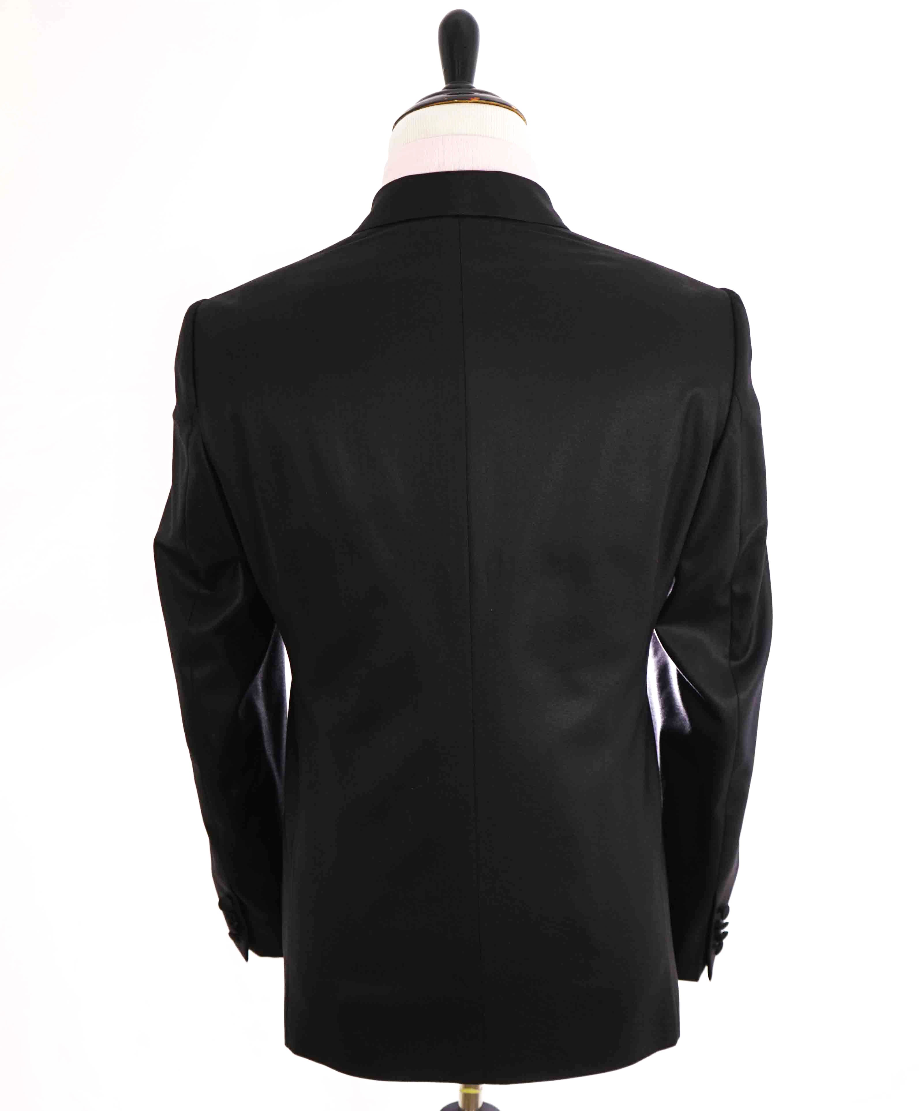 $2,295 ARMANI COLLEZIONI -  "M Line" Shawl Collar Diamond Tuxedo Suit - 44R 39W