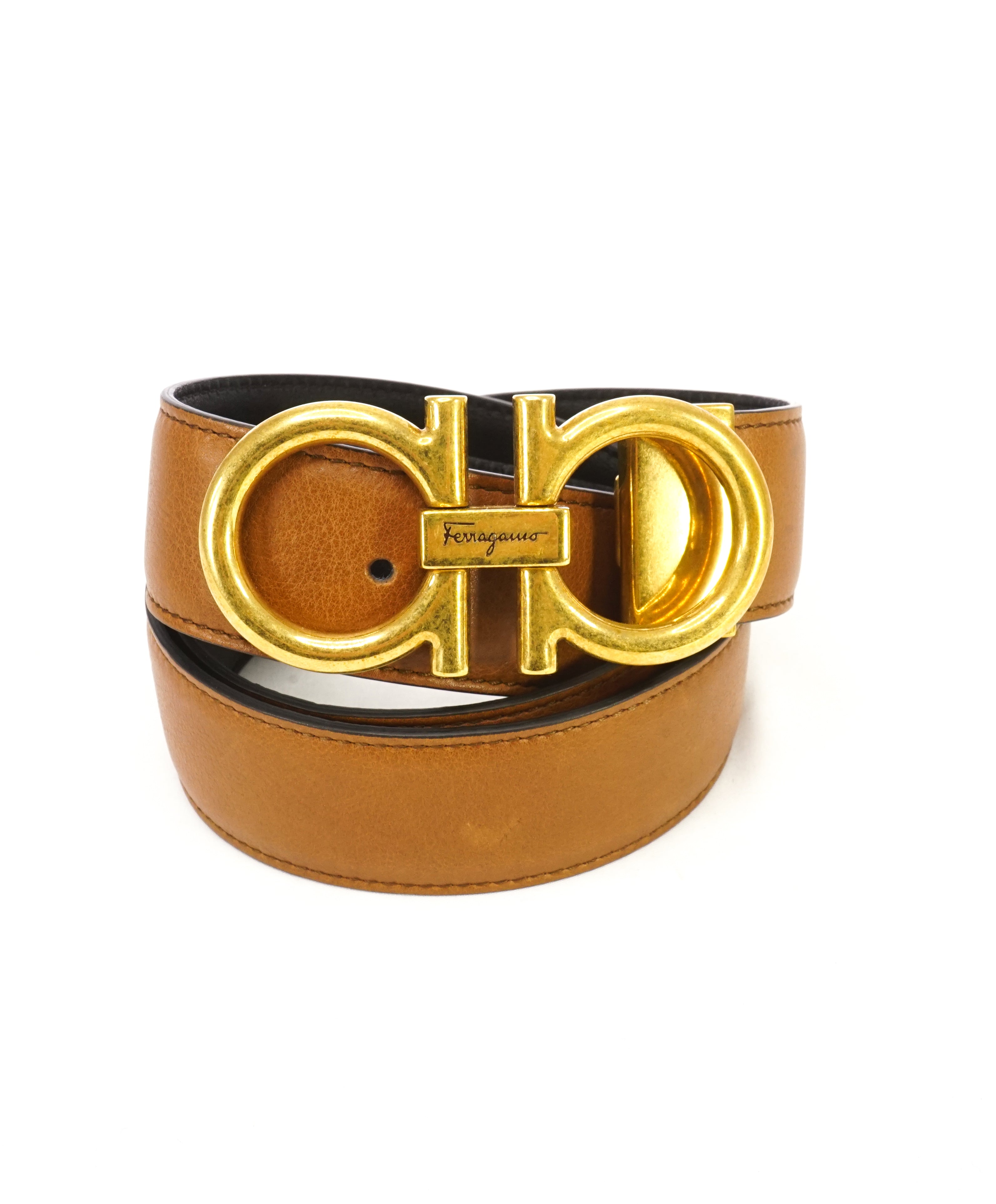 SALVATORE FERRAGAMO - Distressed Gold Buckle Reversible Gancini Belt - 36W