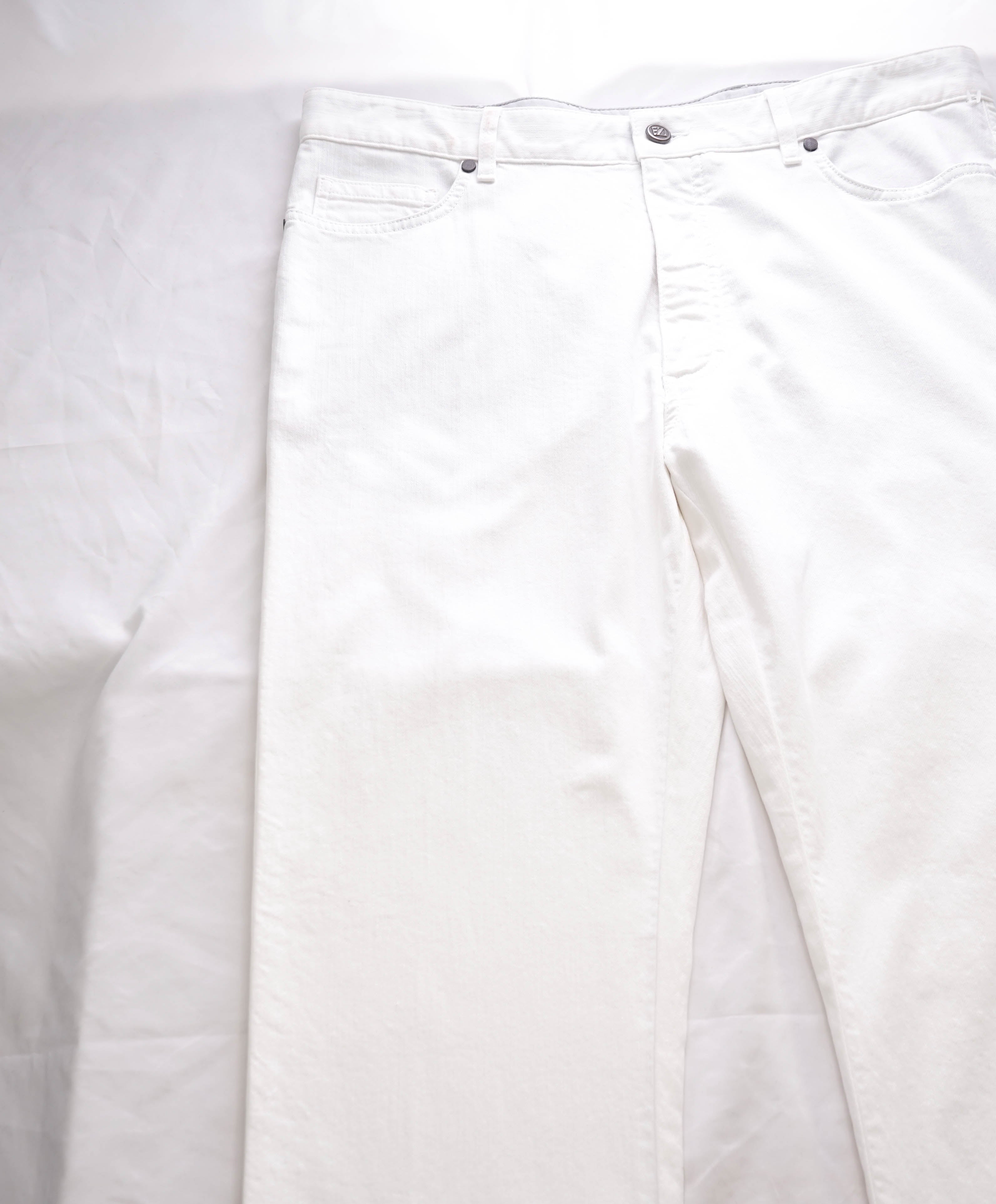 ERMENEGILDO ZEGNA - White 5-Pocket Jeans Logo Detailing  - 36W