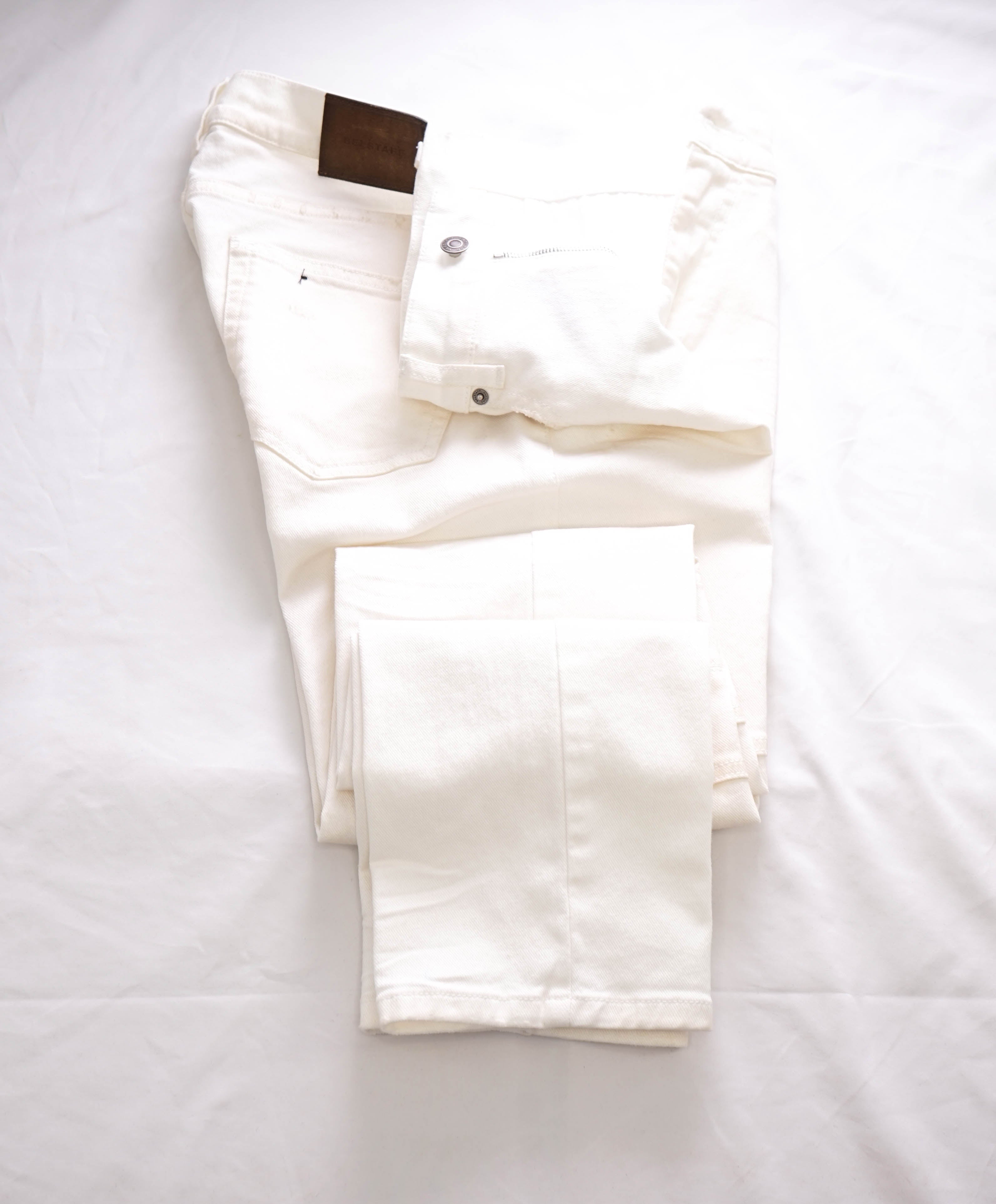 BELSTAFF - White/Ivory Motto Jeans W Suede Logo Patch - 30W