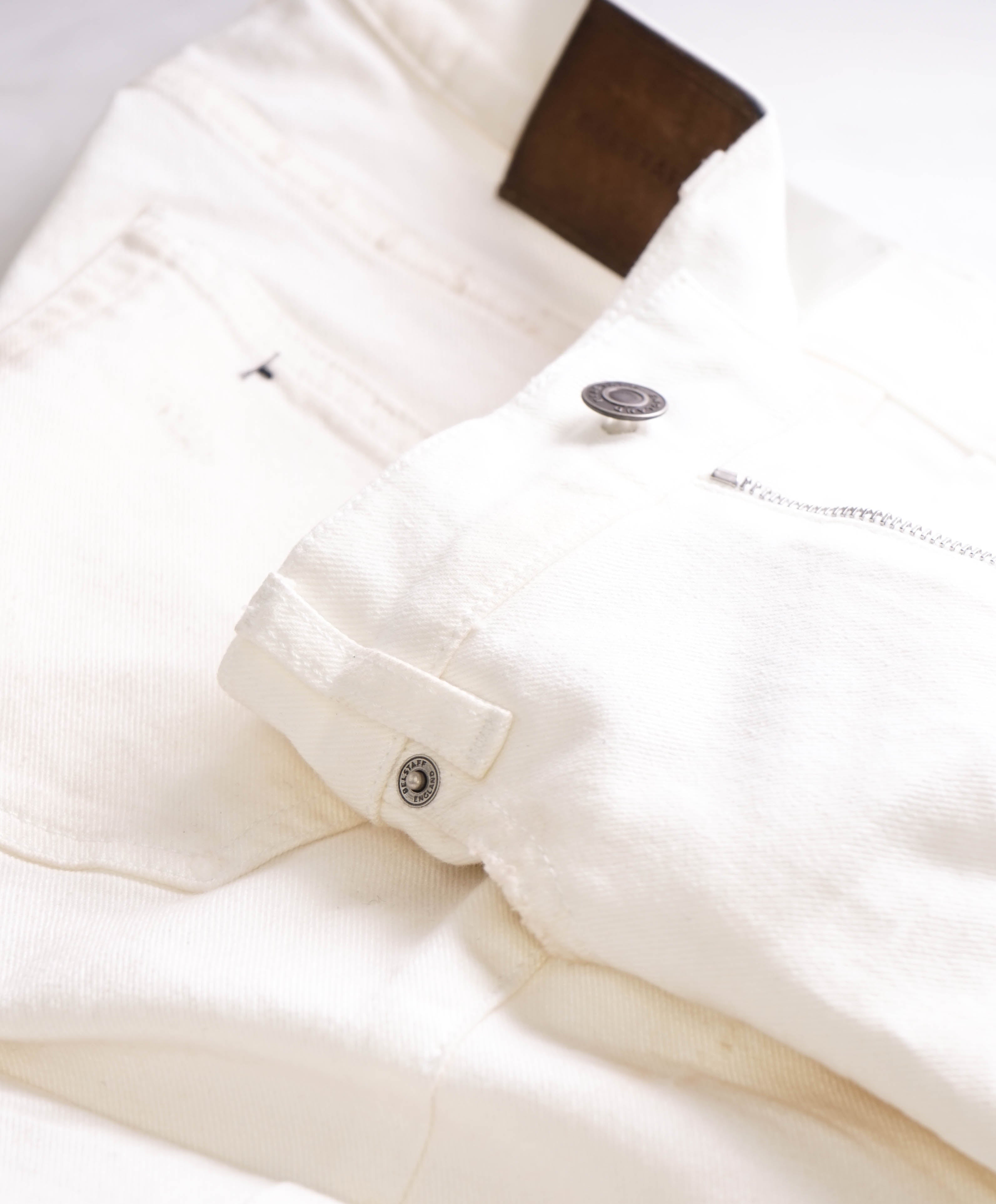 BELSTAFF - White/Ivory Motto Jeans W Suede Logo Patch - 30W