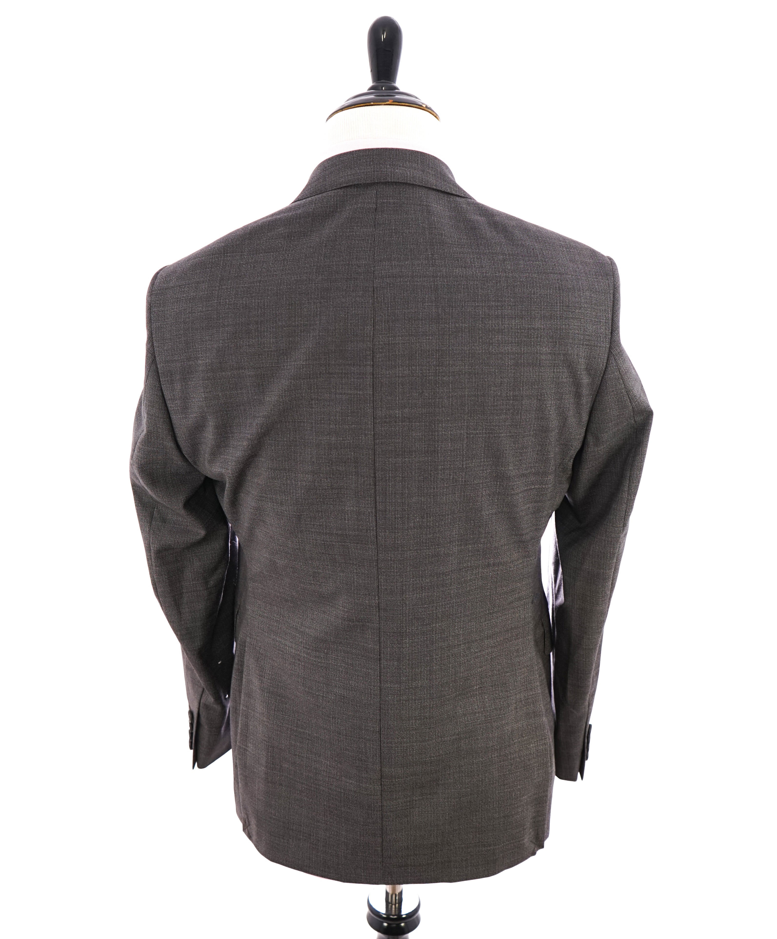 SAKS FIFTH AVENUE - Melange Gray 2-Button Trim Fit Suit - 40S