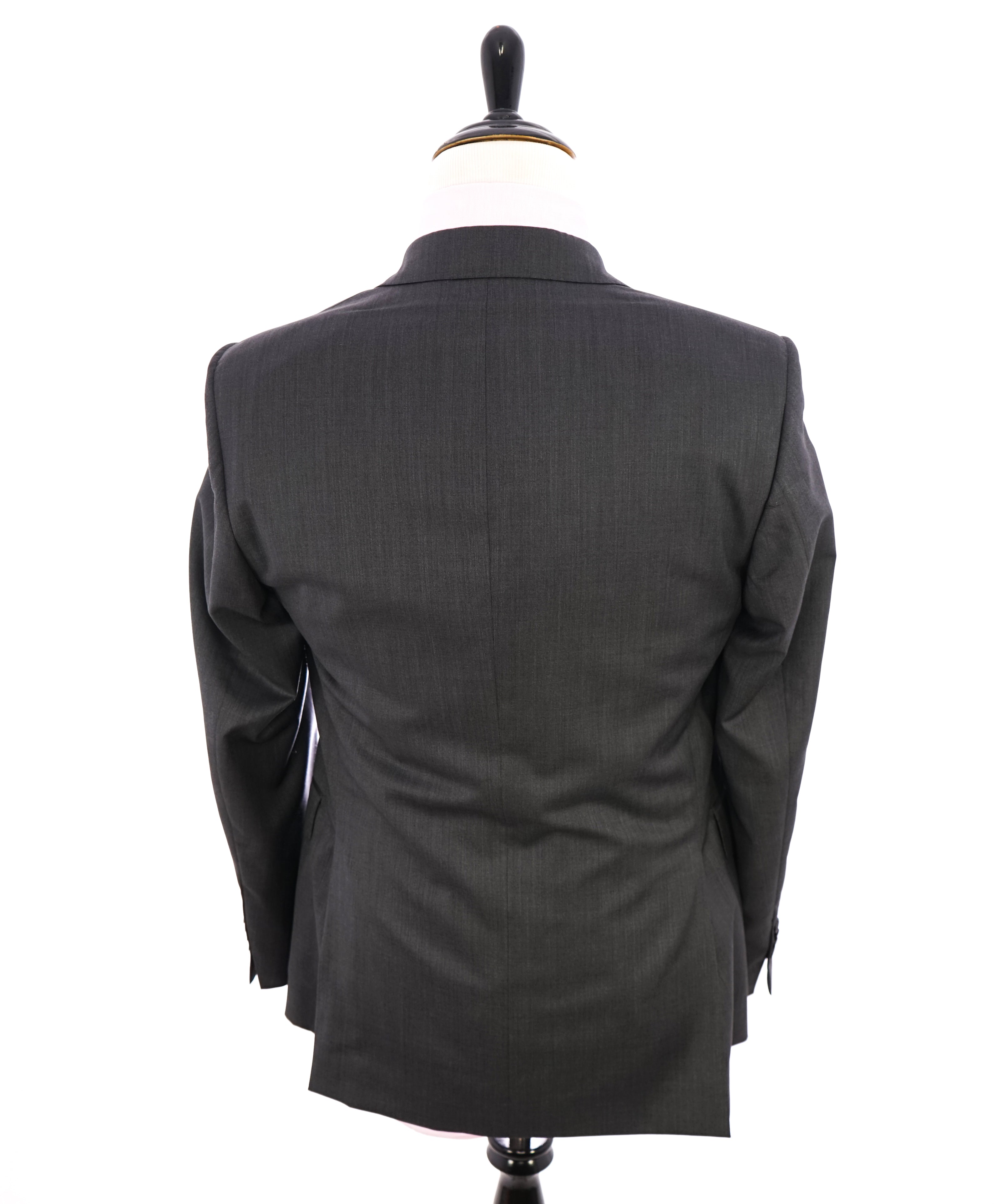 SAKS FIFTH AVENUE - By ERMENEGILDO ZEGNA "SILK" Gray Slim Blazer - 38R