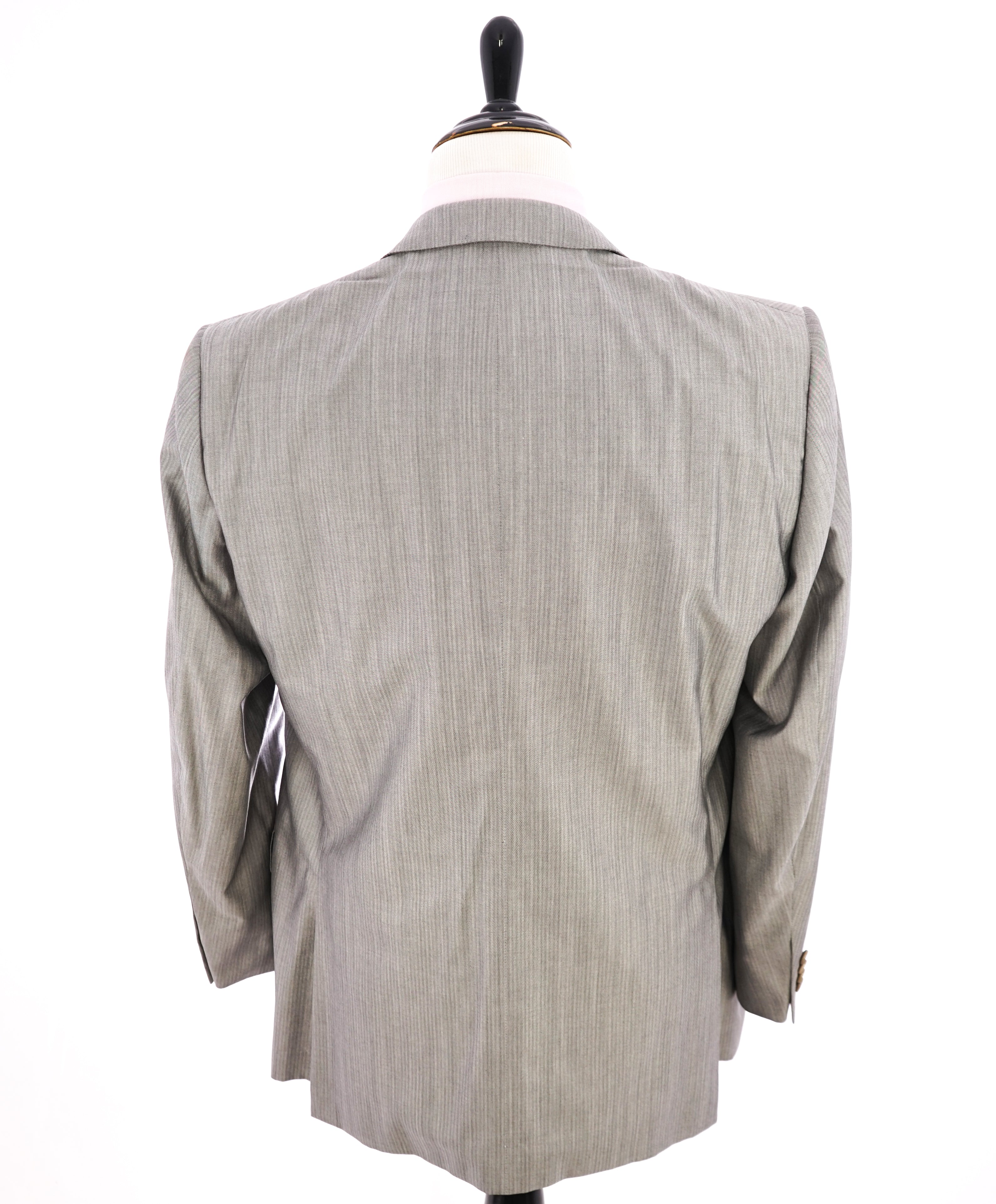 ERMENEGILDO ZEGNA -“WOOL & SILK" herringbone Gray Premium Suit - 46R