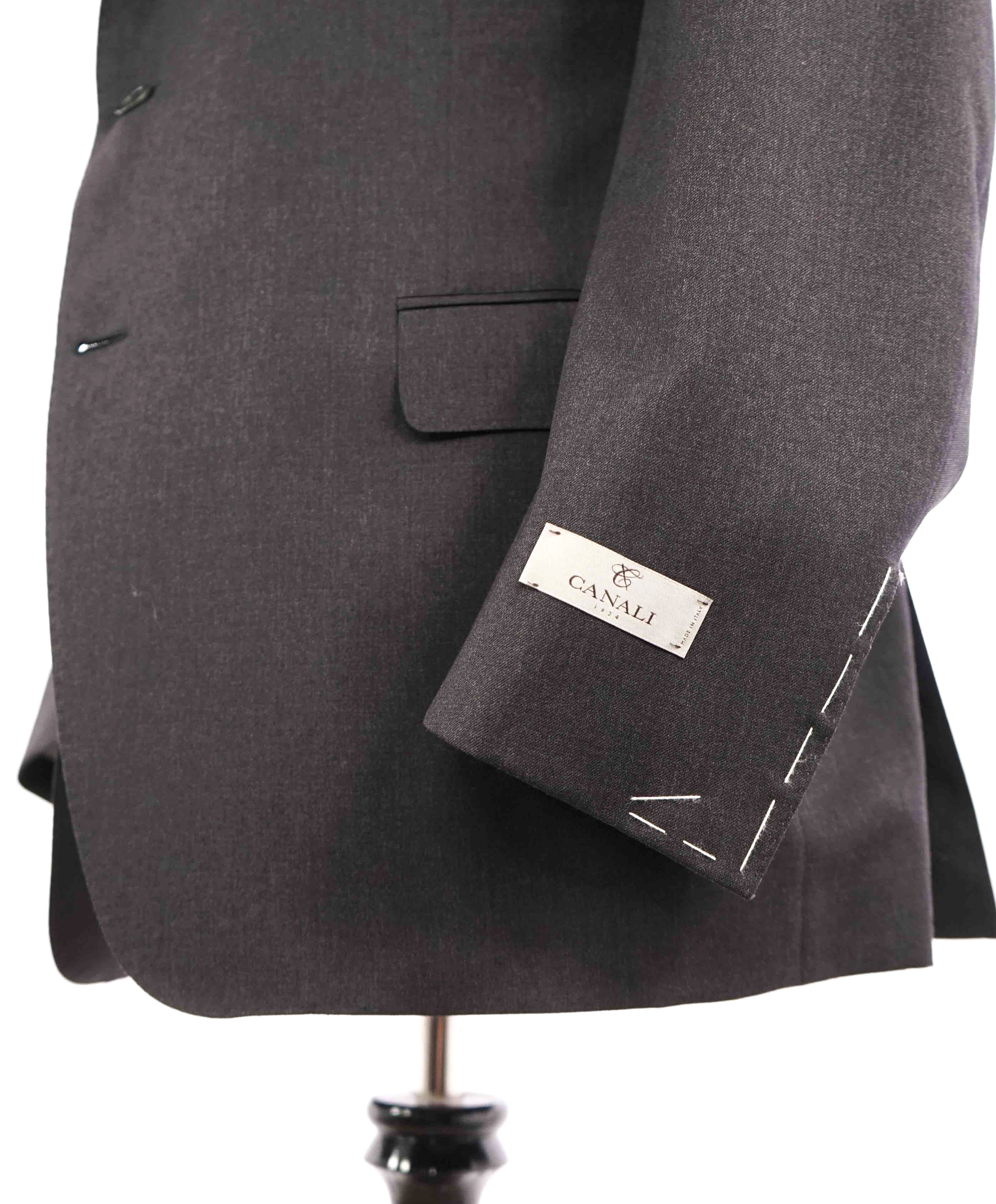 $1,895 CANALI - *CLOSET STAPLE* Gray Notch Lapel 2-Btn Blazer - 50R