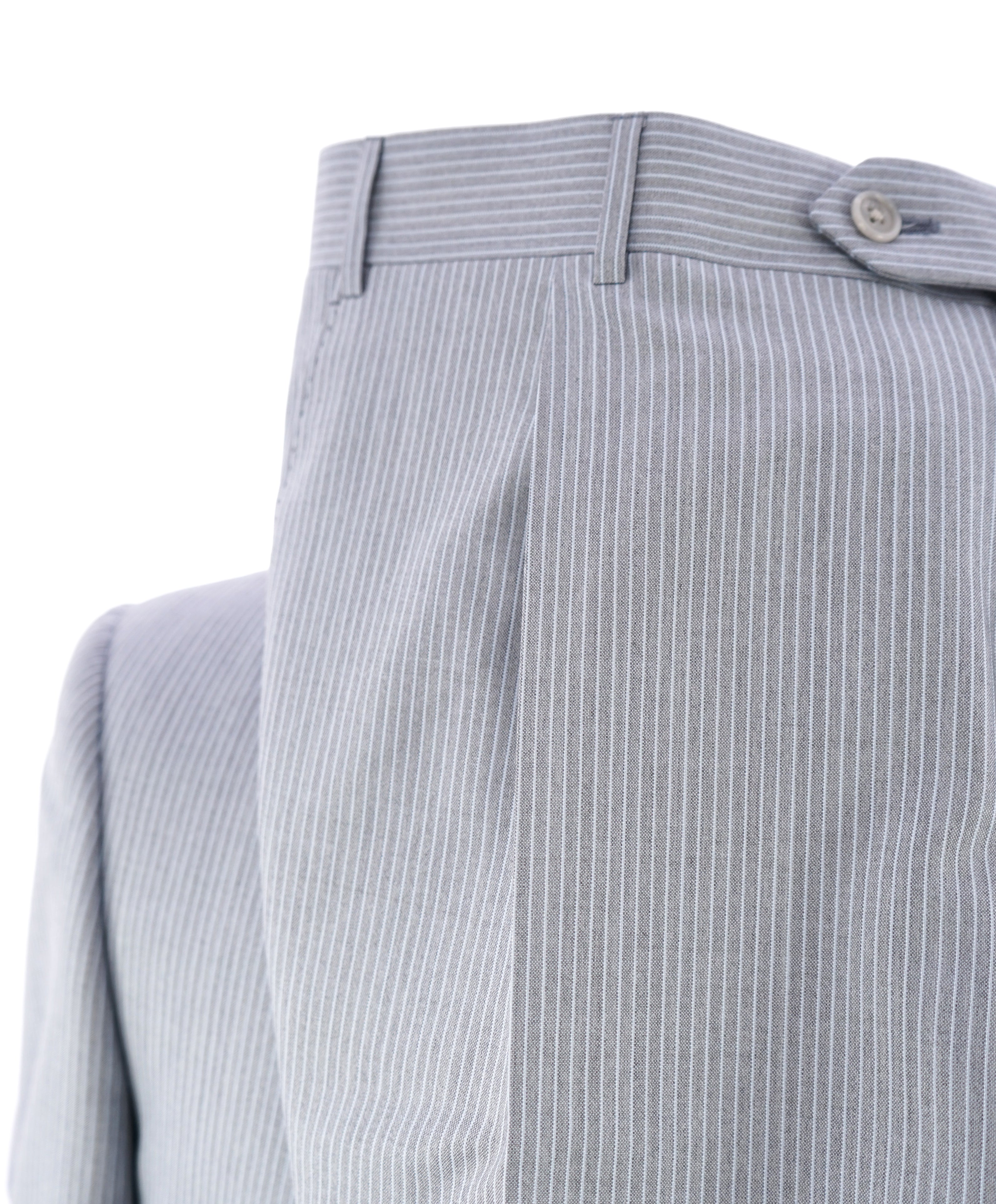 CORNELIANI - "Super 110's Extrafine Merinos" Semi-Lined 15,75 Baby Blue Suit - 40S