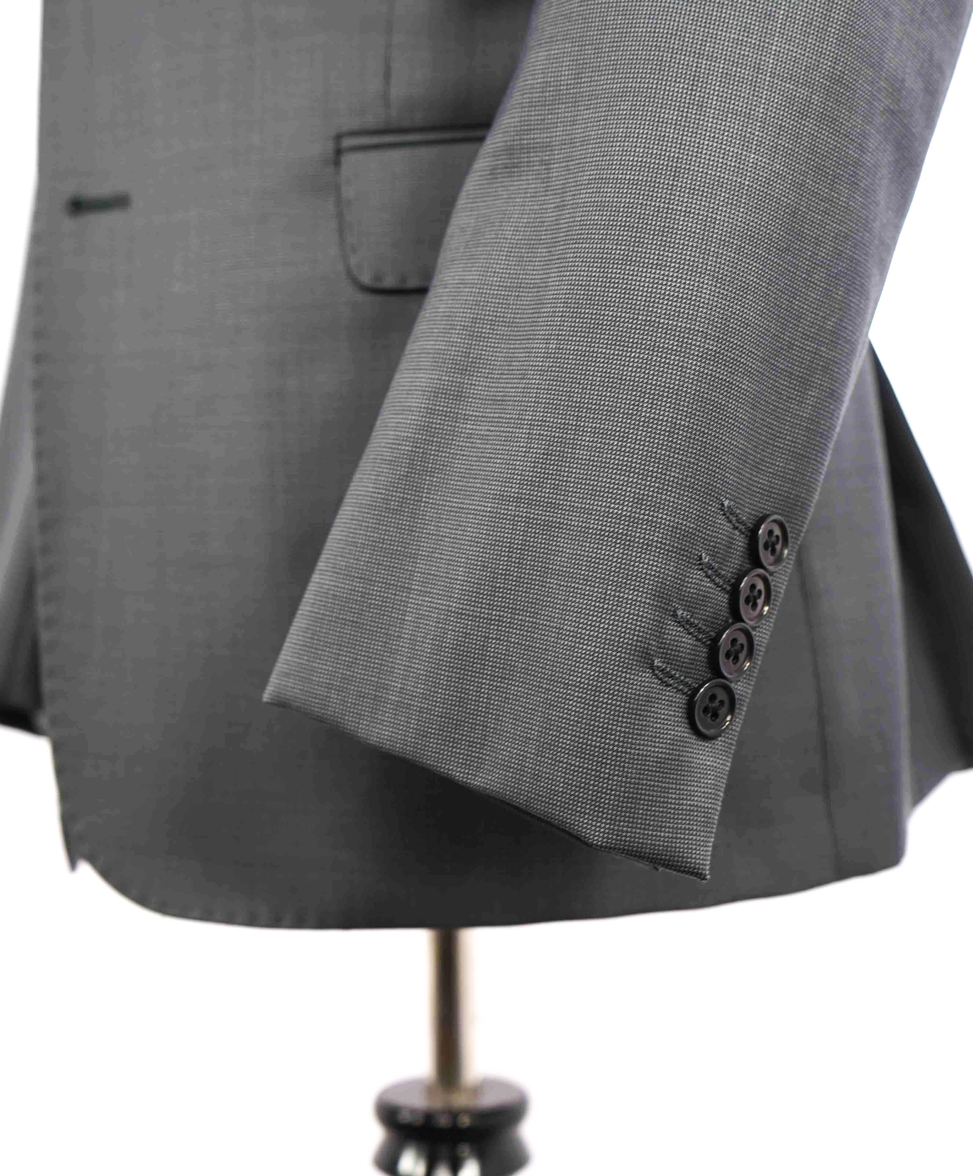 $1,495 ARMANI COLLEZIONI - Steel Gray Textured Notch Lapel Wool Blazer - 40R