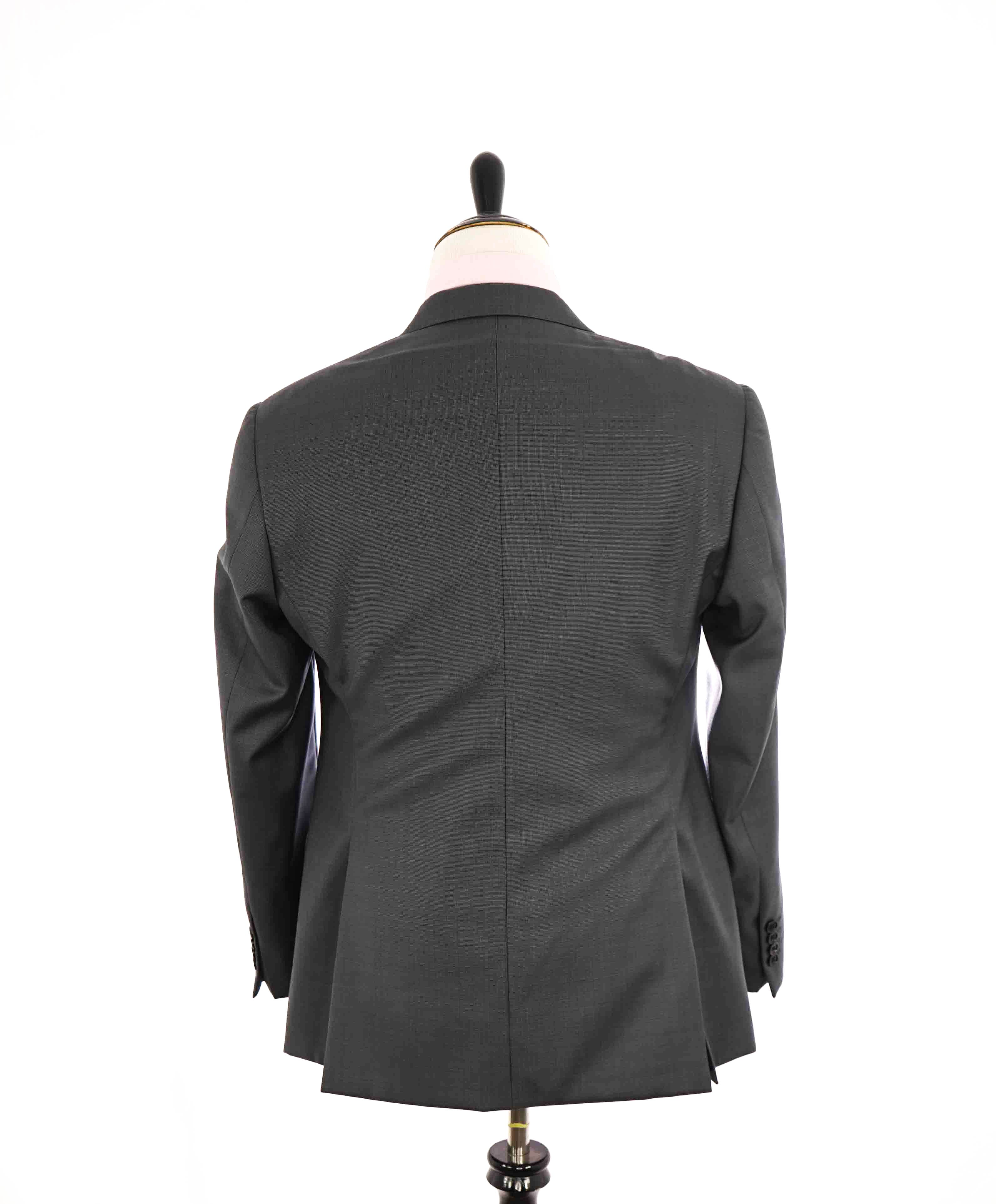 $1,495 ARMANI COLLEZIONI - Steel Gray Textured Notch Lapel Wool Blazer - 40R