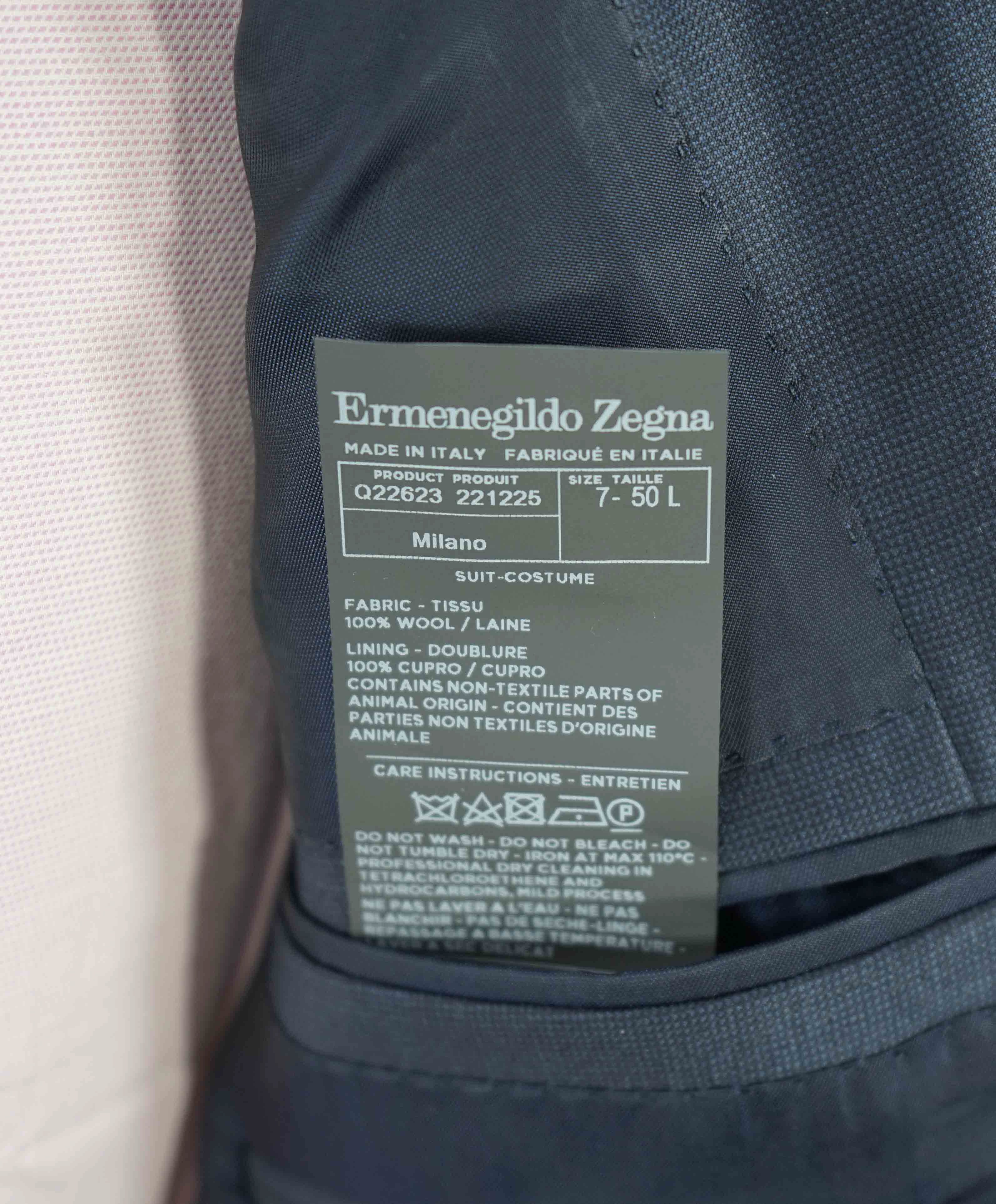 $3,290 ERMENEGILDO ZEGNA- “TORFEO” Navy Blue Solid Blazer- 40L