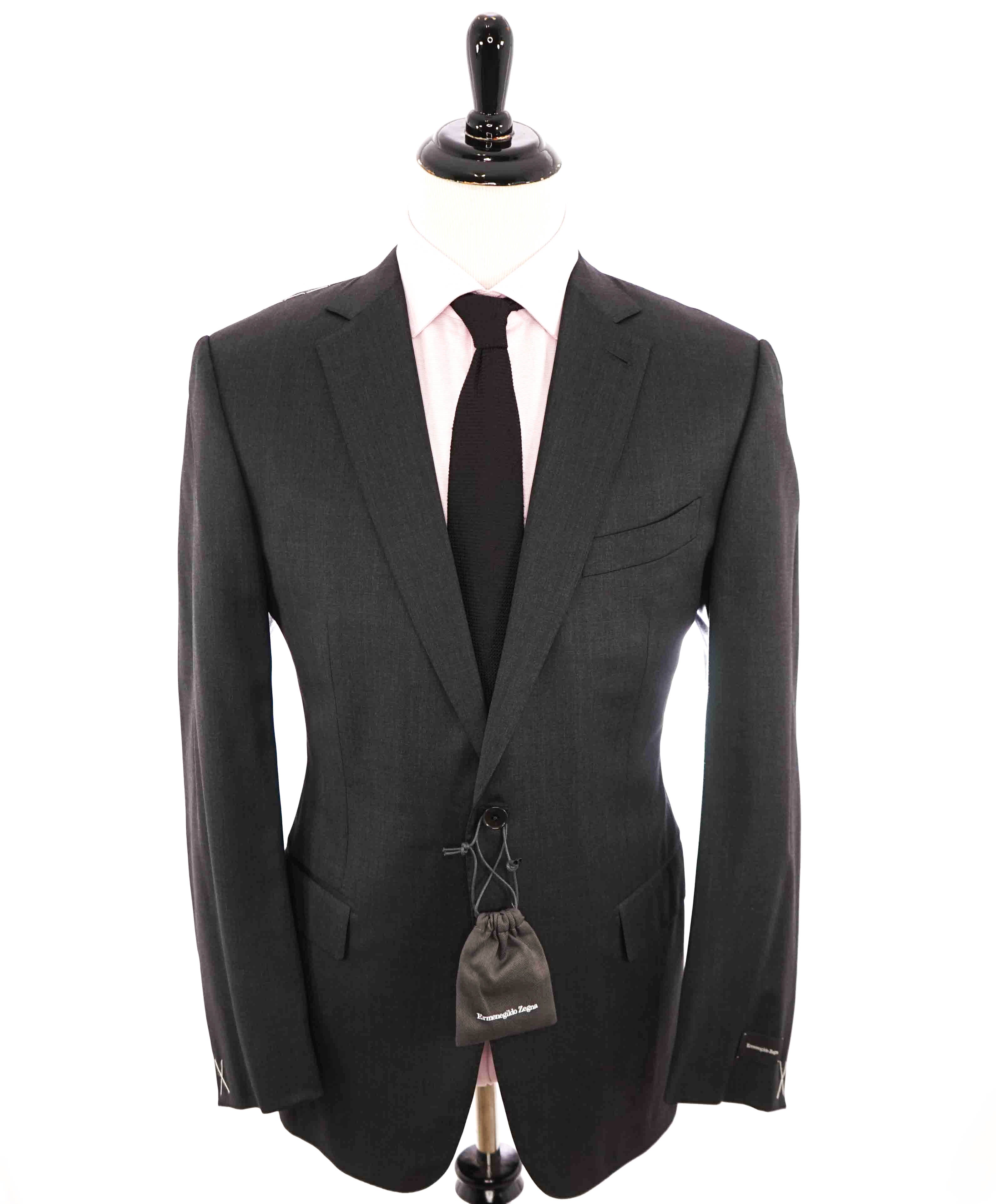 $2,695 ERMENEGILDO ZEGNA - Gray *CLOSET STAPLE* “MultiSeason” Blazer - 44R