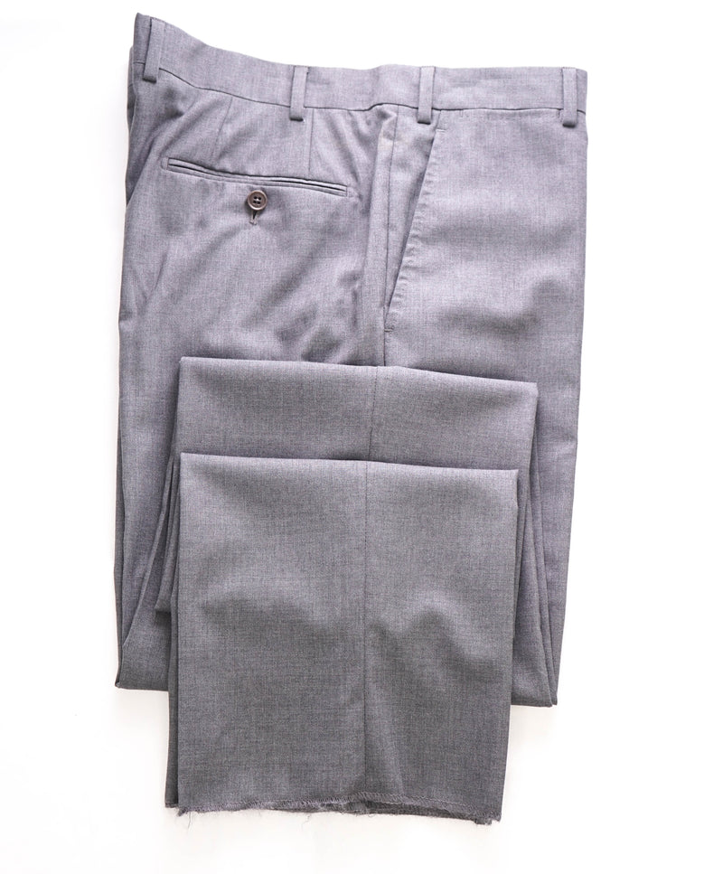 ARMANI COLLEZIONI - *CLOSET STAPLE* Solid Gray Flat Front Dress Pants - 36W