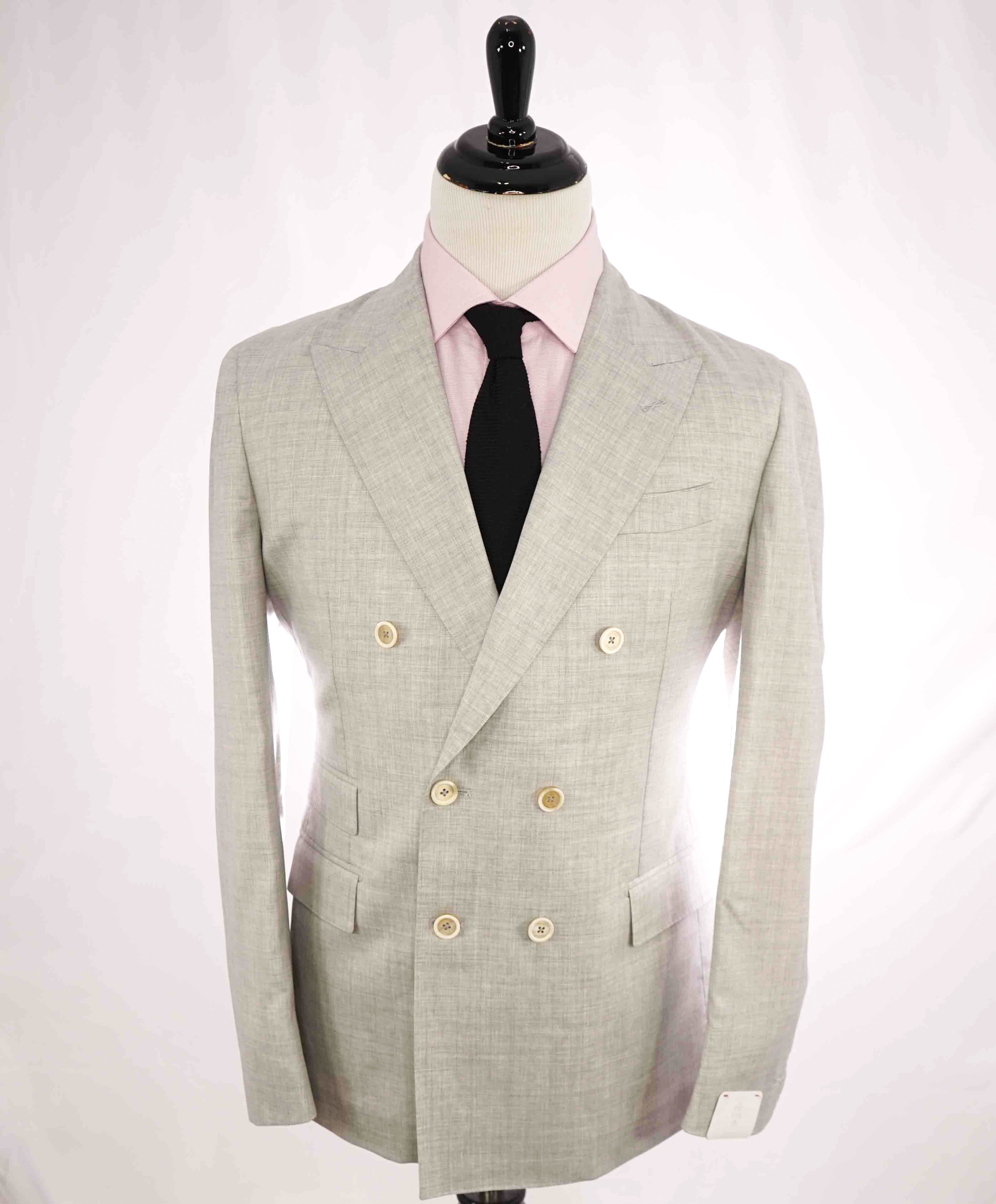 $2,495 ELEVENTY - DOUBLE-BREASTED Wool/Silk Light Gray Suit - 40US (50EU)