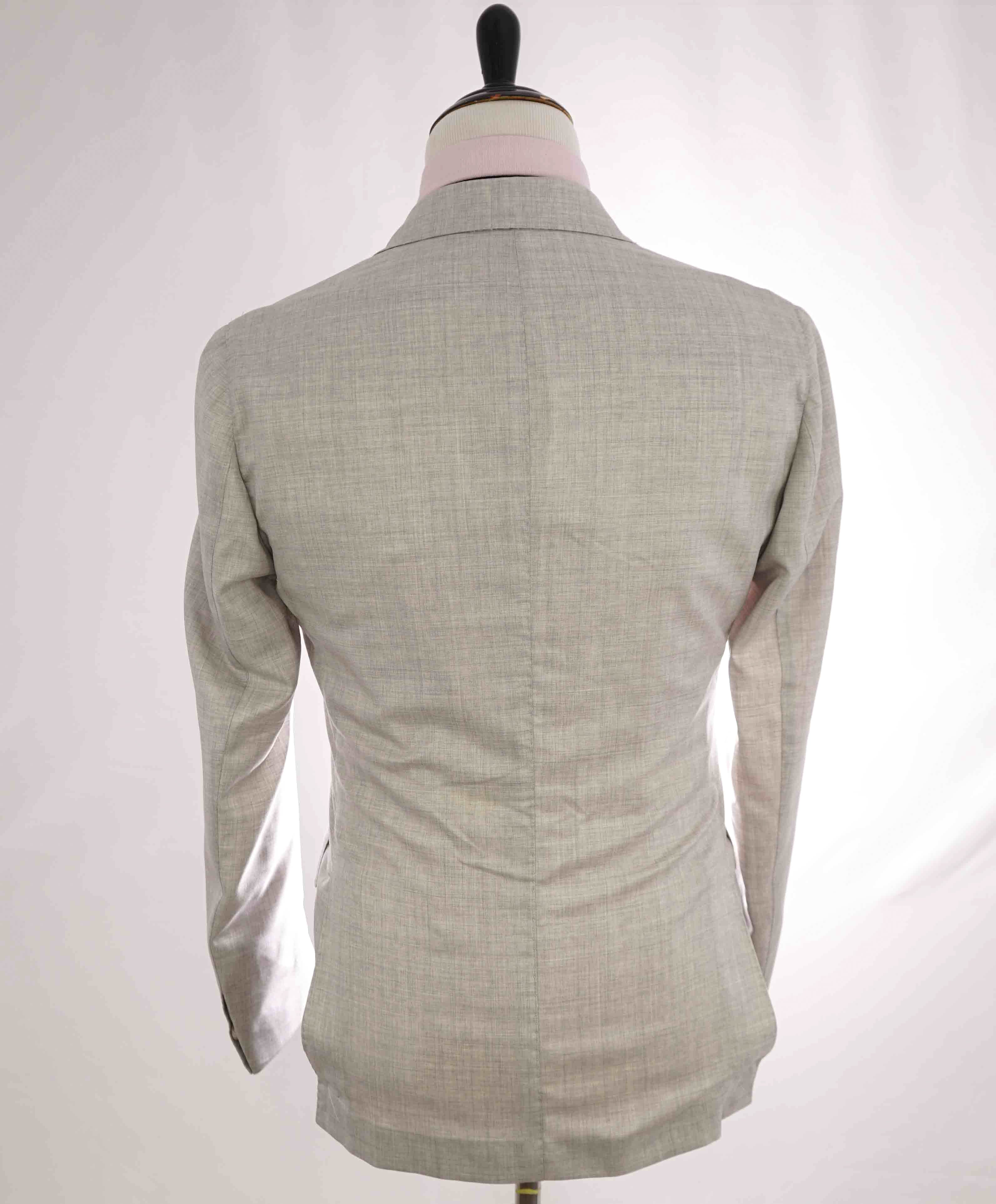 $2,495 ELEVENTY - DOUBLE-BREASTED Wool/Silk Light Gray Suit - 40US (50EU)