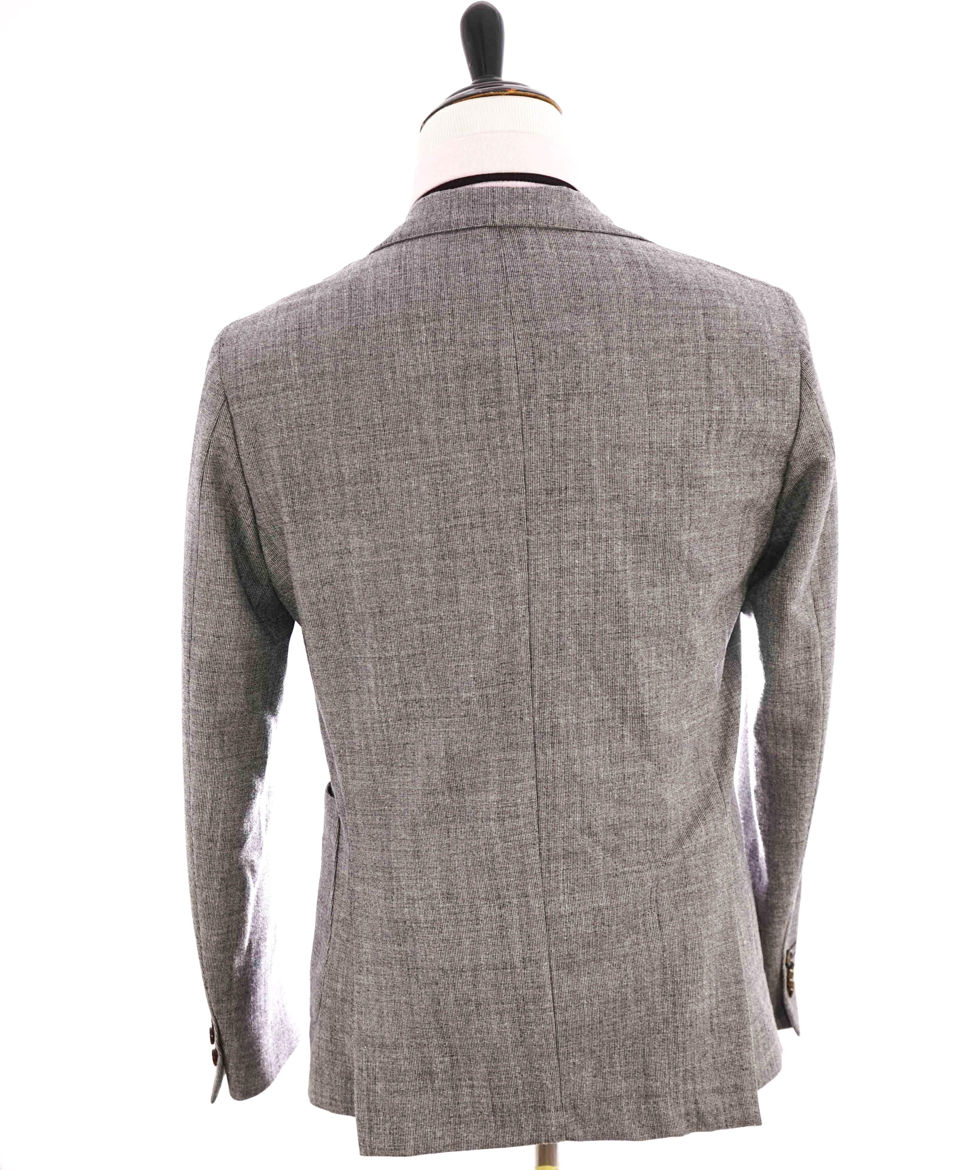 $1,595 ELEVENTY - Wool/Spandex Houndstooth Gray "JOGGER" Suit - 38US (48EU)