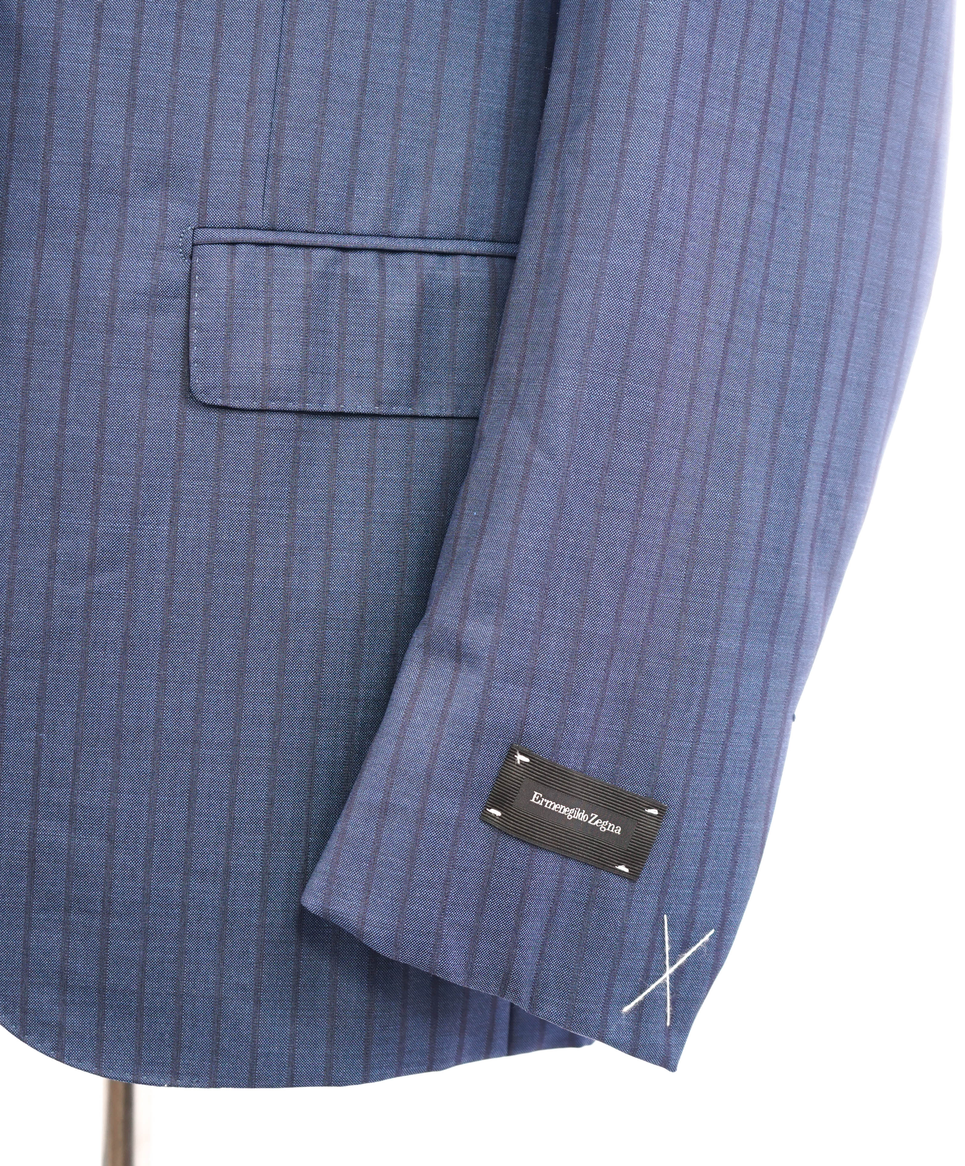 ERMENEGILDO ZEGNA -"TROFEO 600" *Chalk Stripe* Blue Silk Suit - 38S