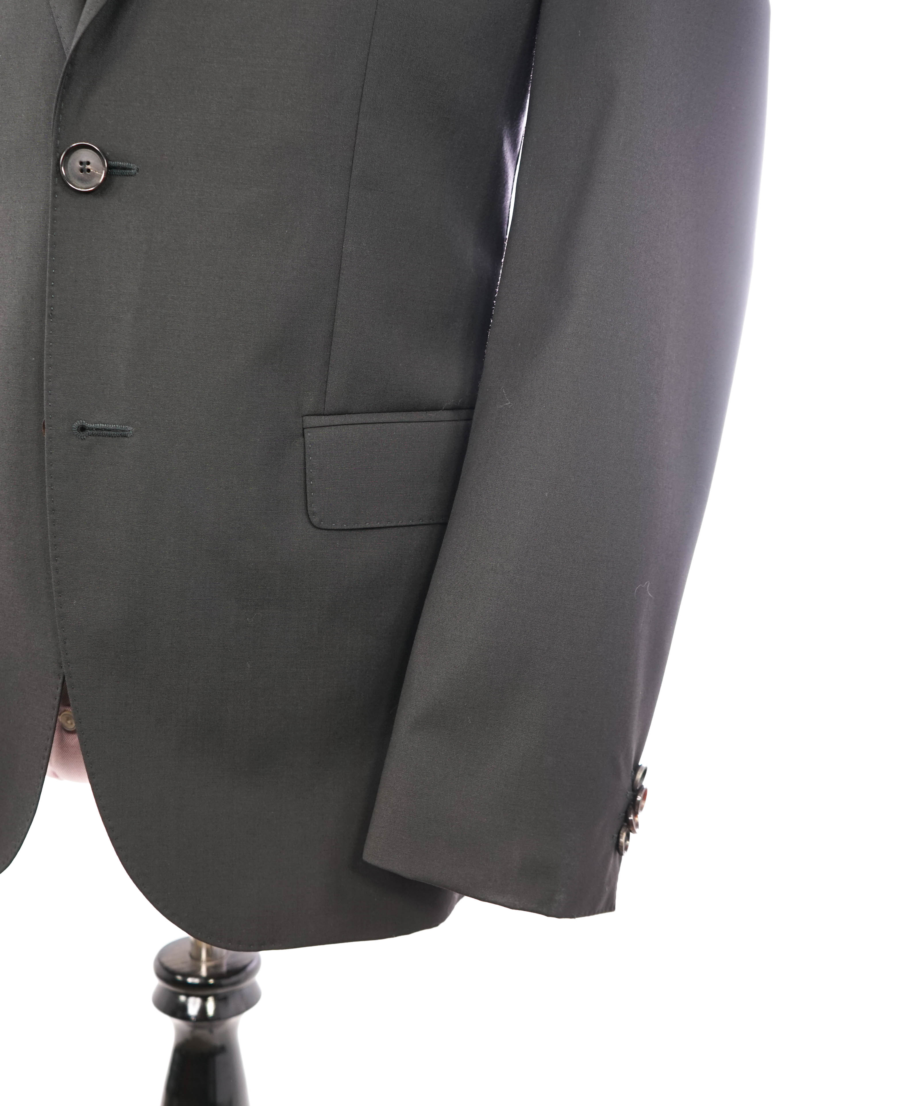 HUGO BOSS - "GUABELLO Super 130's" Solid Black Notch Lapel Suit - 40R