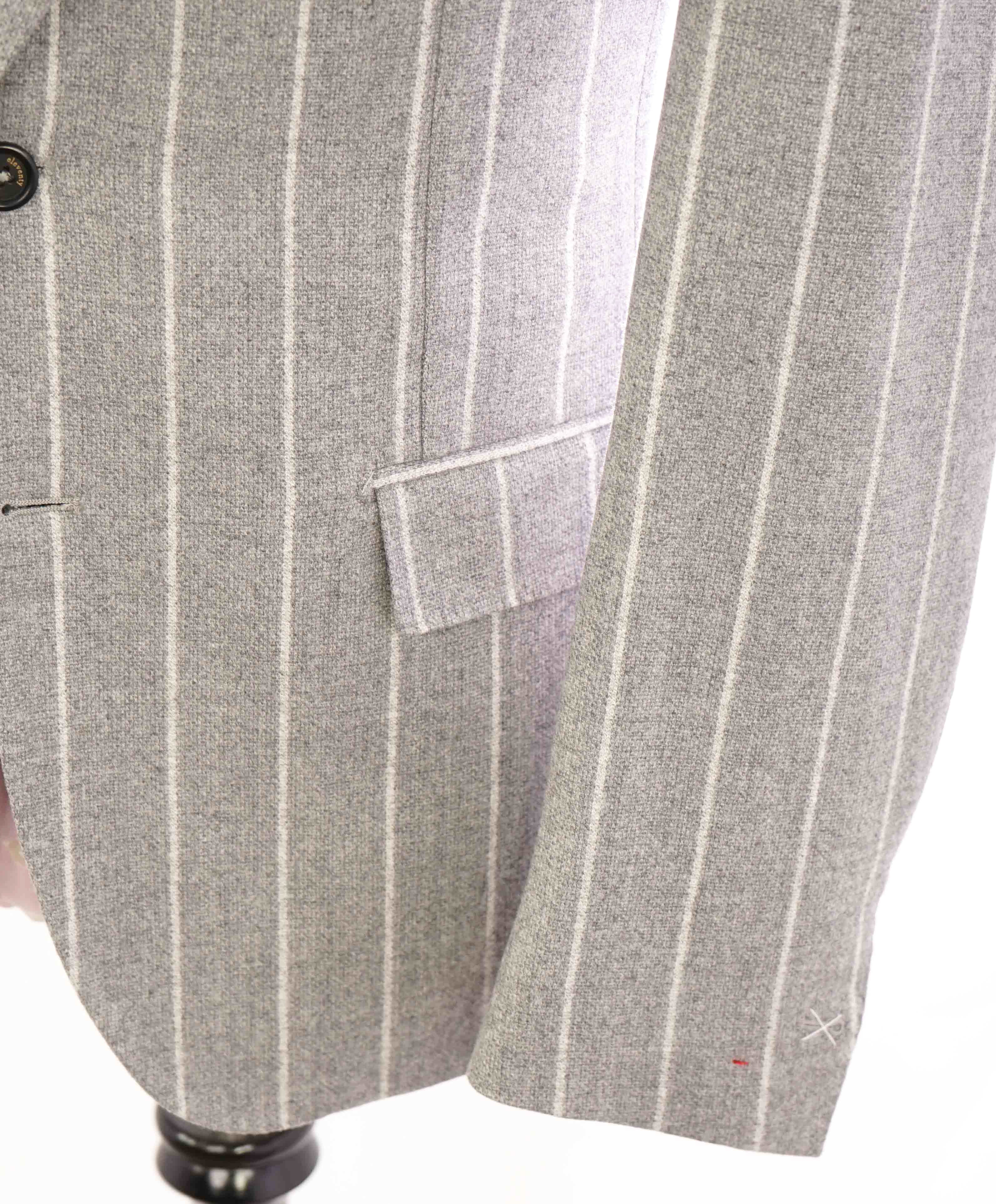 $2,195 ELEVENTY -Gray/Ivory Chalk Stripe WOOL & CASHMERE Blazer- 40US (50EU)