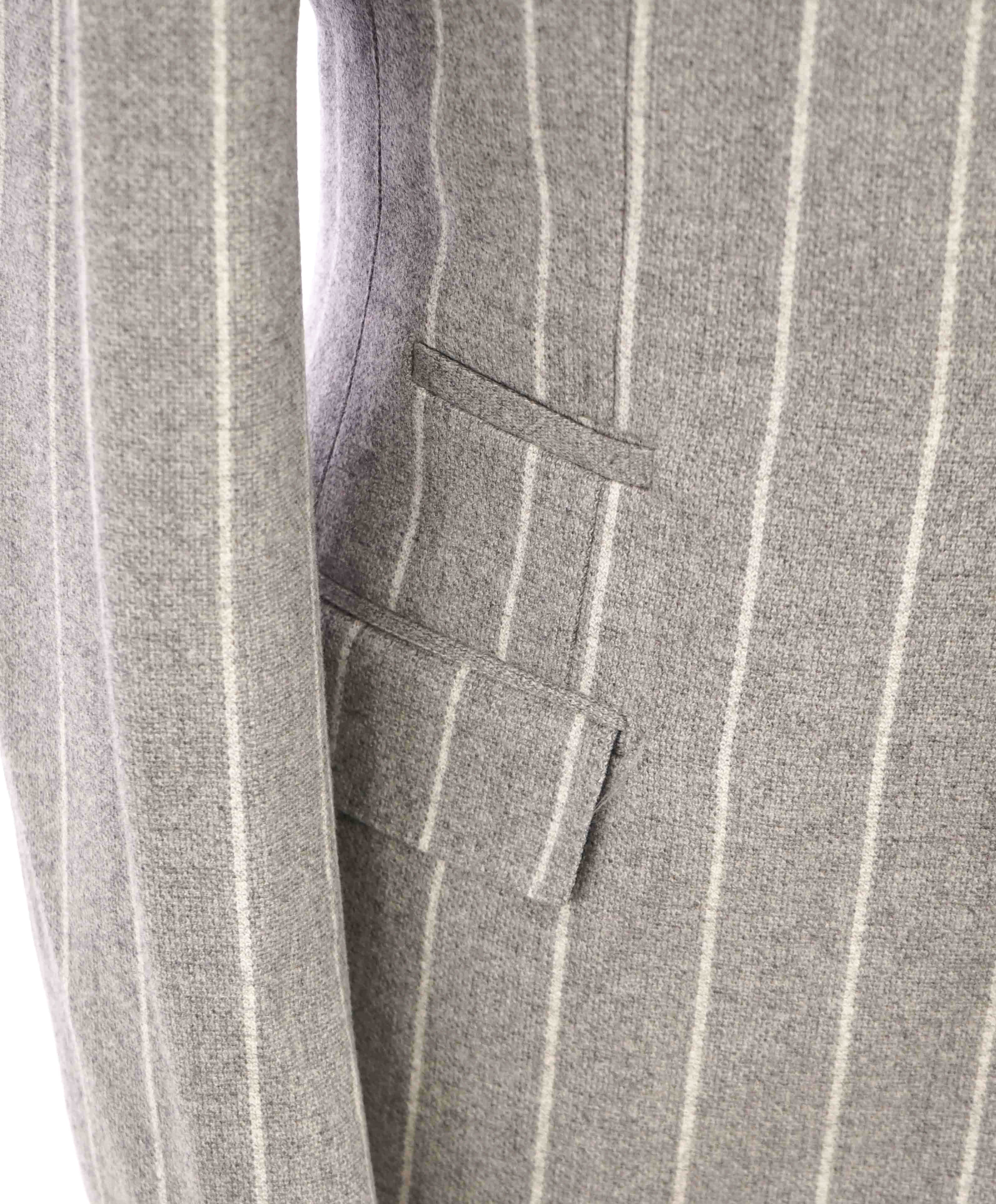 $2,195 ELEVENTY -Gray/Ivory Chalk Stripe WOOL & CASHMERE Blazer- 40US (50EU)