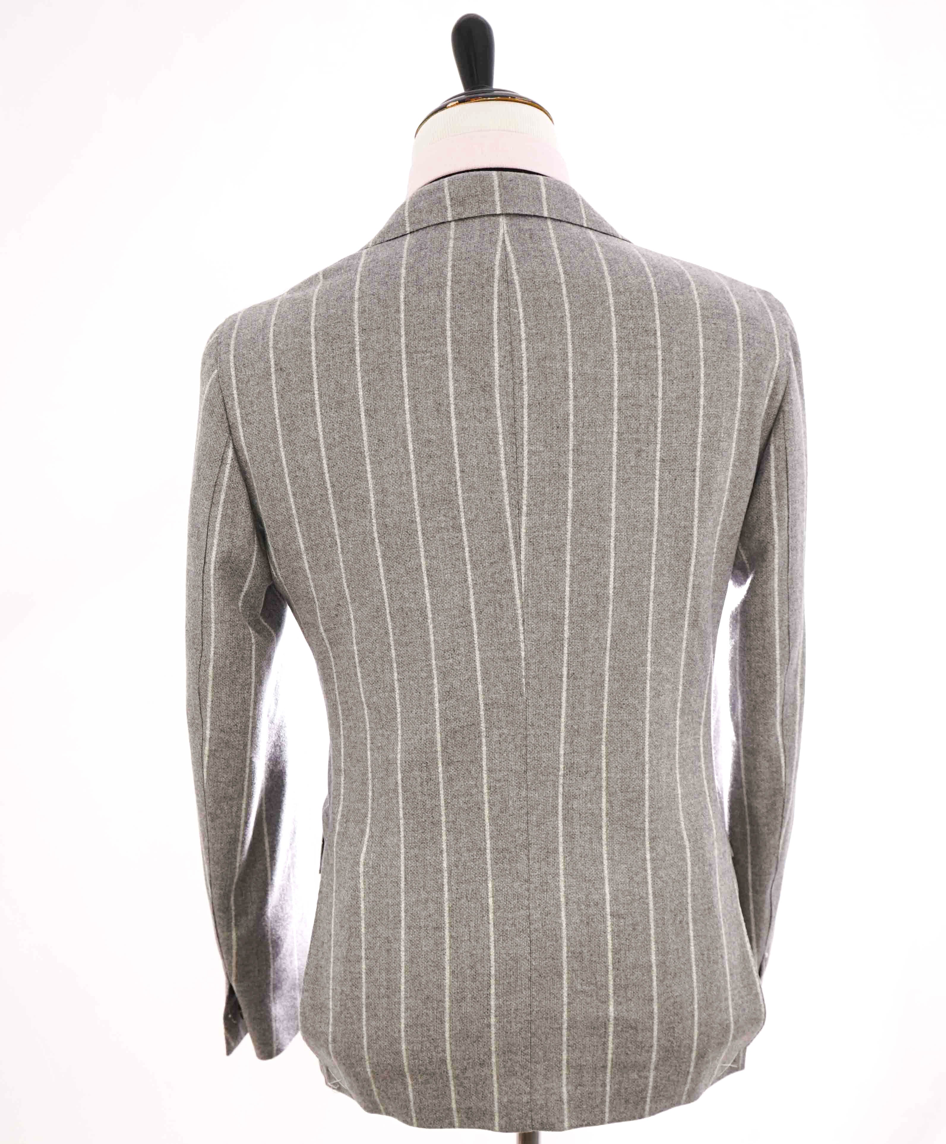 $2,195 ELEVENTY -Gray/Ivory Chalk Stripe WOOL & CASHMERE Blazer- 40US (50EU)