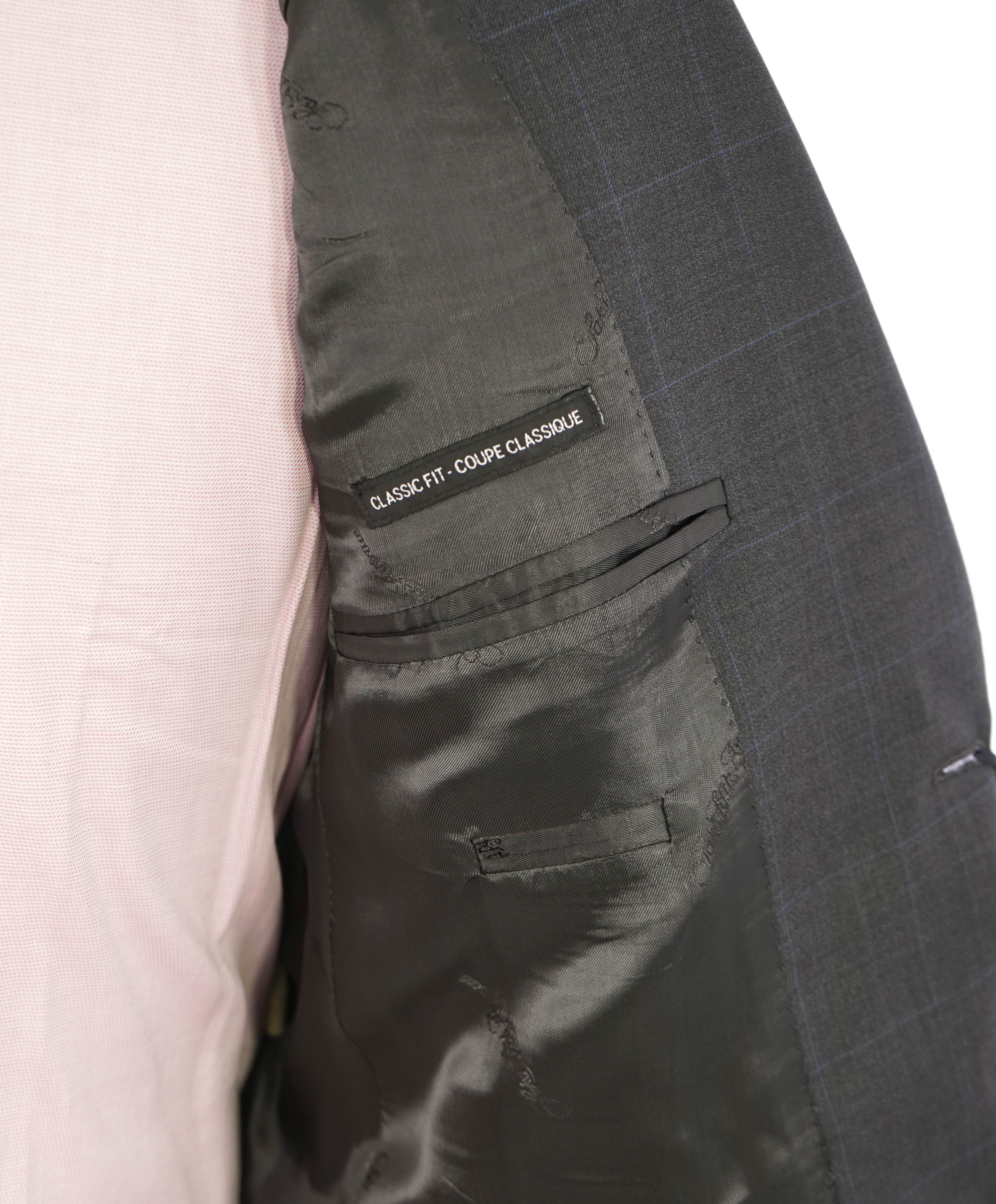 ERMENEGILDO ZEGNA - By SAKS FIFTH AVENUE *CLASSIC* "Traveller" Suit - 40R