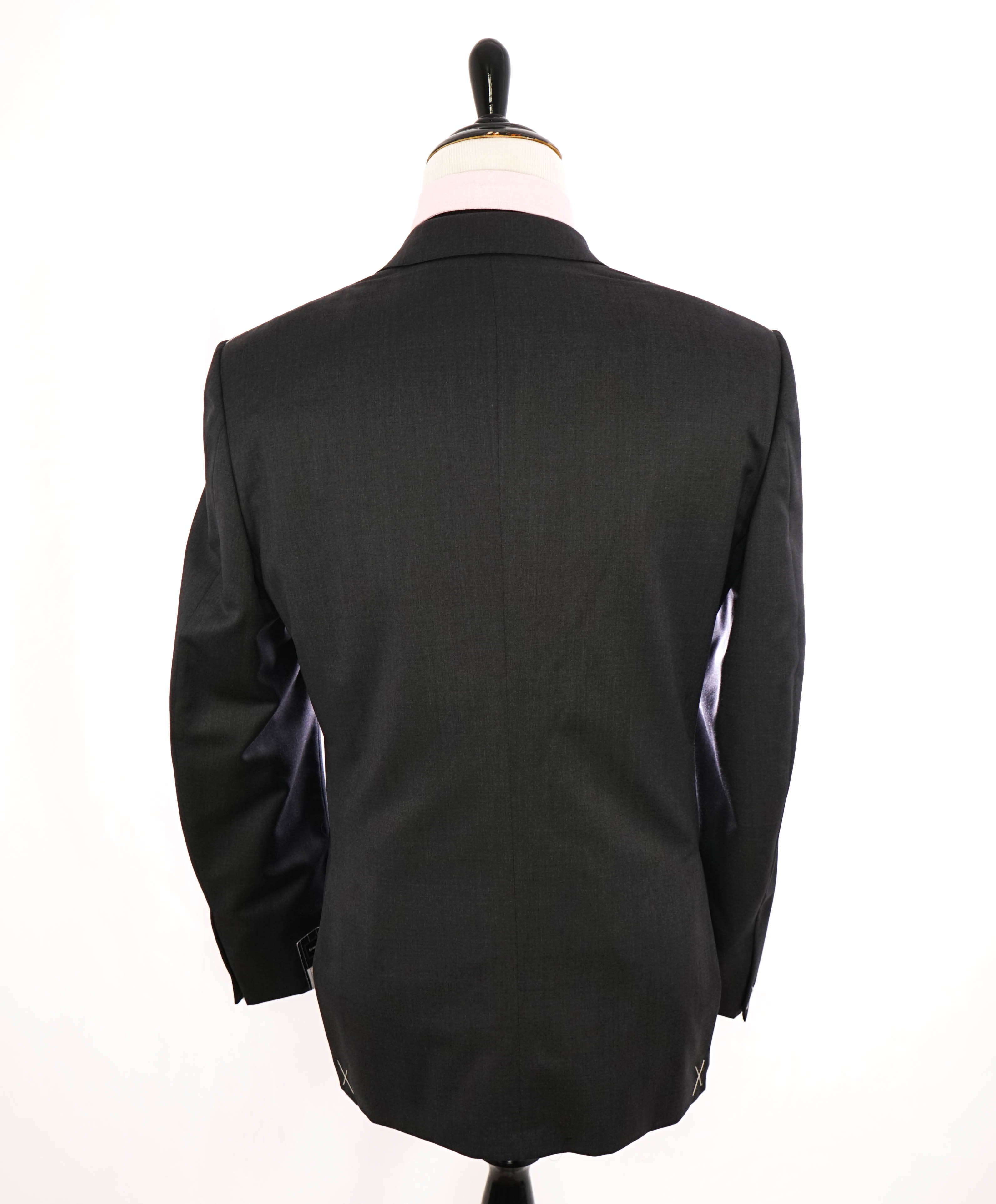 ERMENEGILDO ZEGNA - “MICRONSPHERE" Gray Solid Notch Lapel Suit - 44R